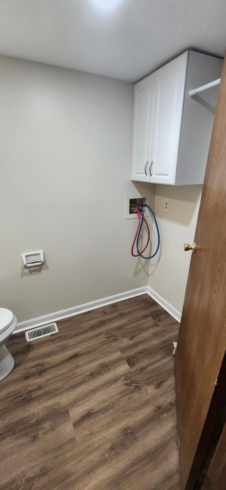 825 Comanche Lane Property Photo 10