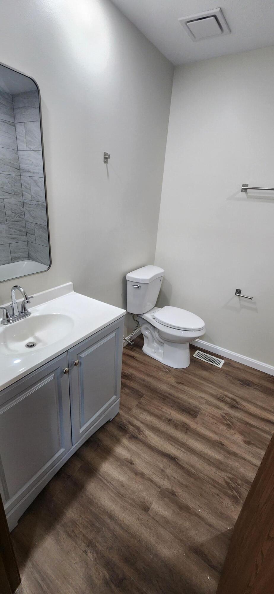 825 Comanche Lane Property Photo 18