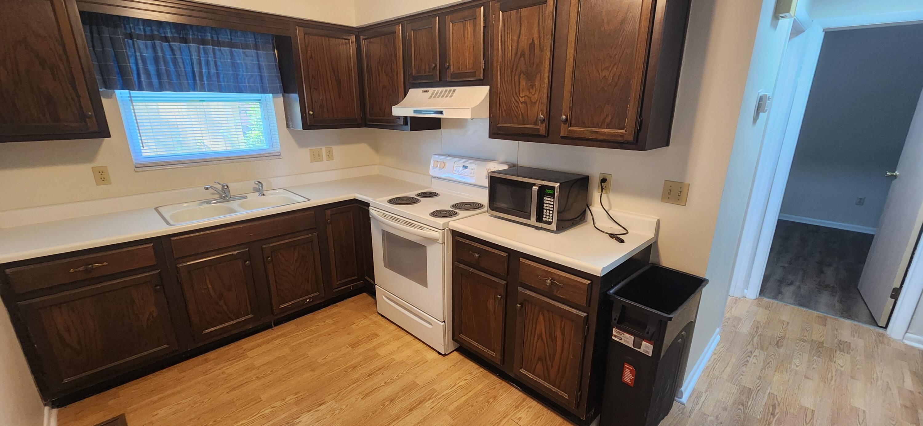 825 Comanche Lane Property Photo 33