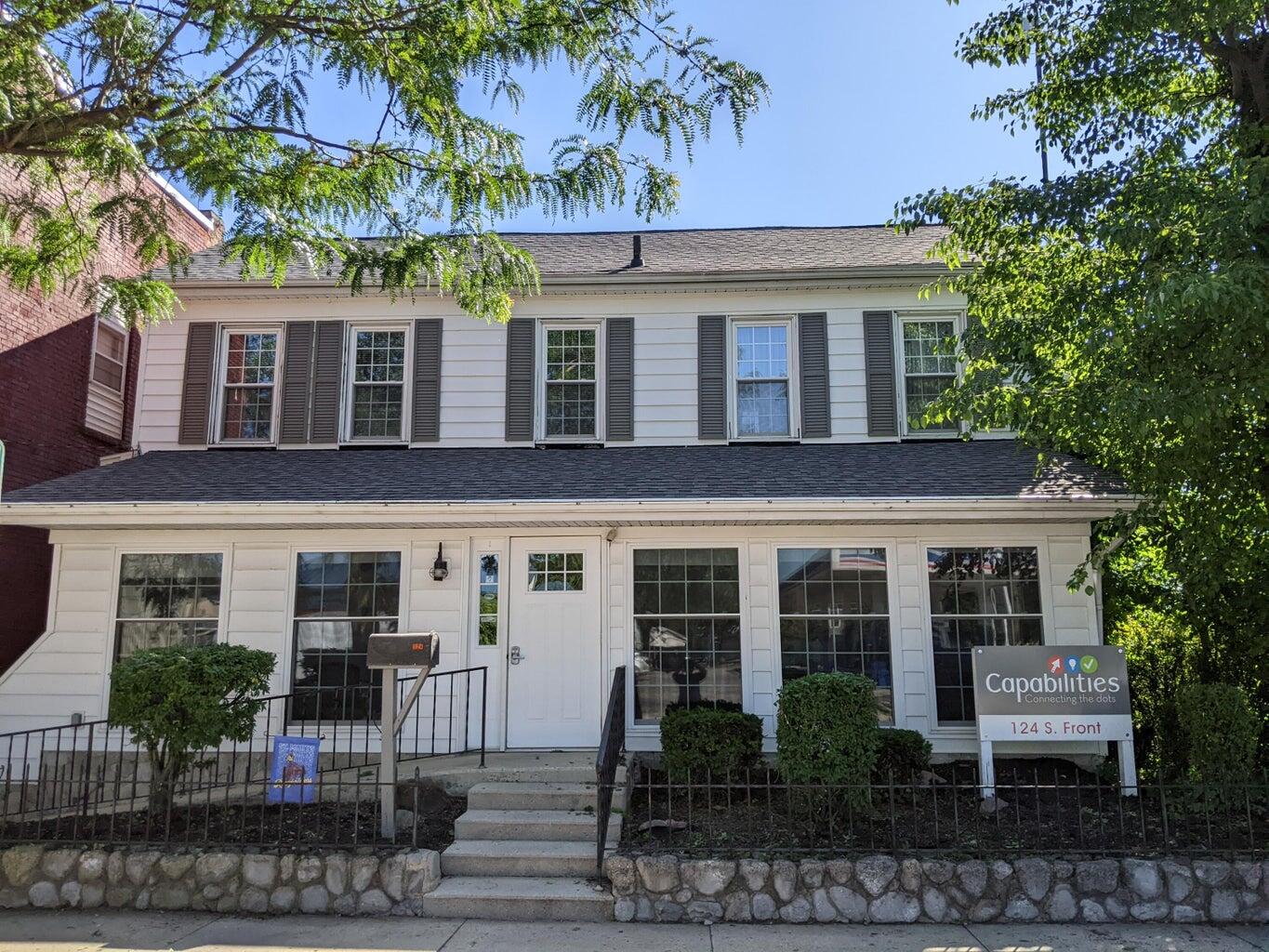 124 S Front Street Property Photo 1