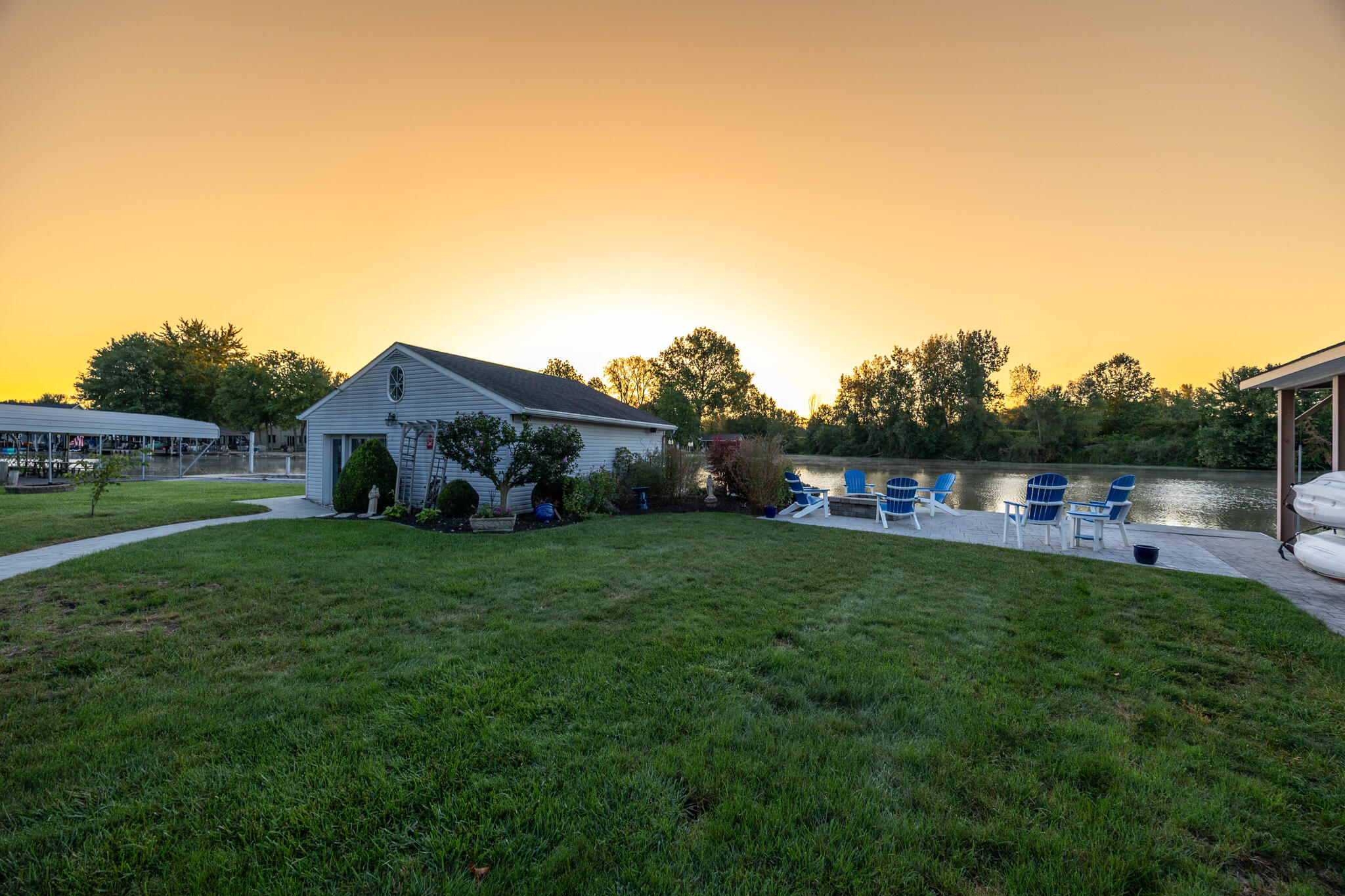 8655 State Route 273 W Property Photo 4