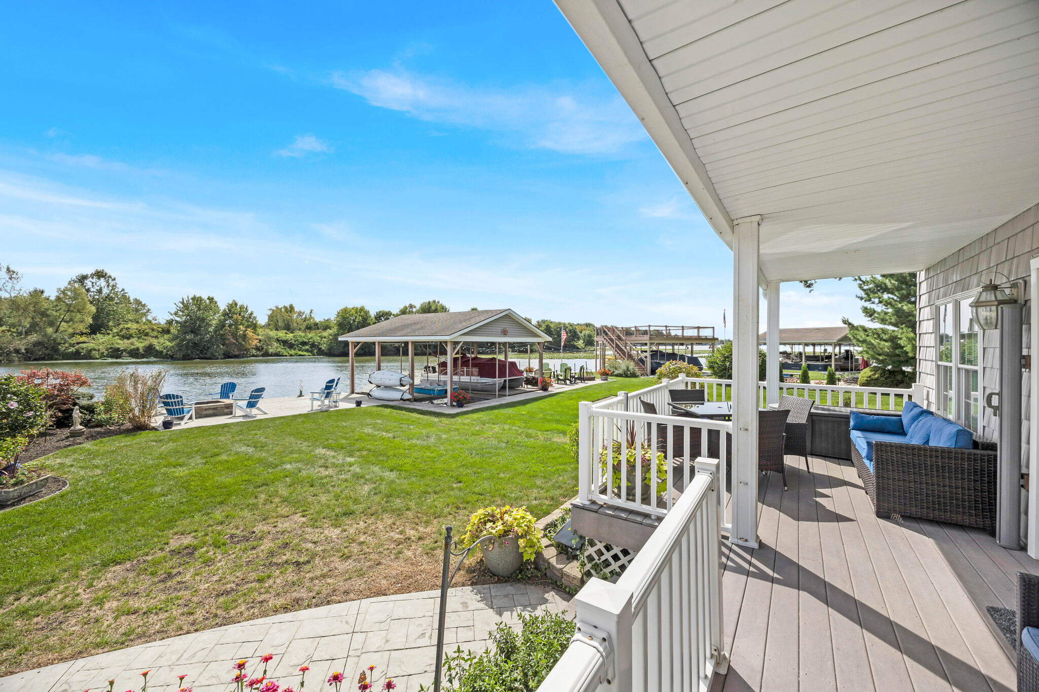 8655 State Route 273 W Property Photo 7