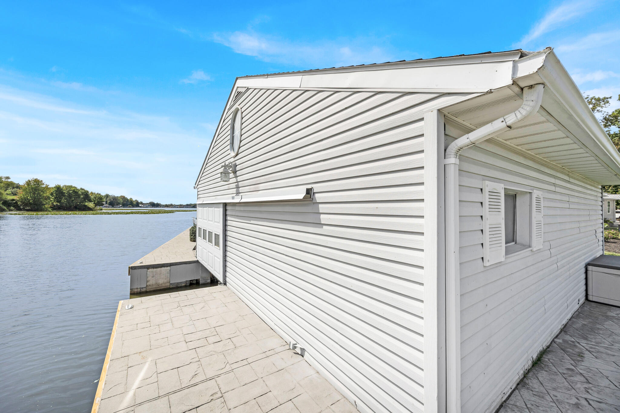 8655 State Route 273 W Property Photo 14