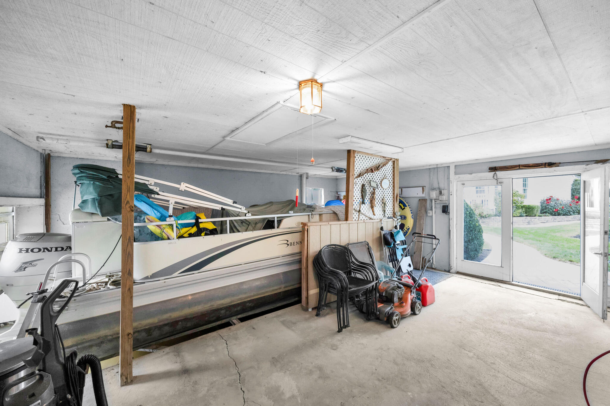 8655 State Route 273 W Property Photo 16