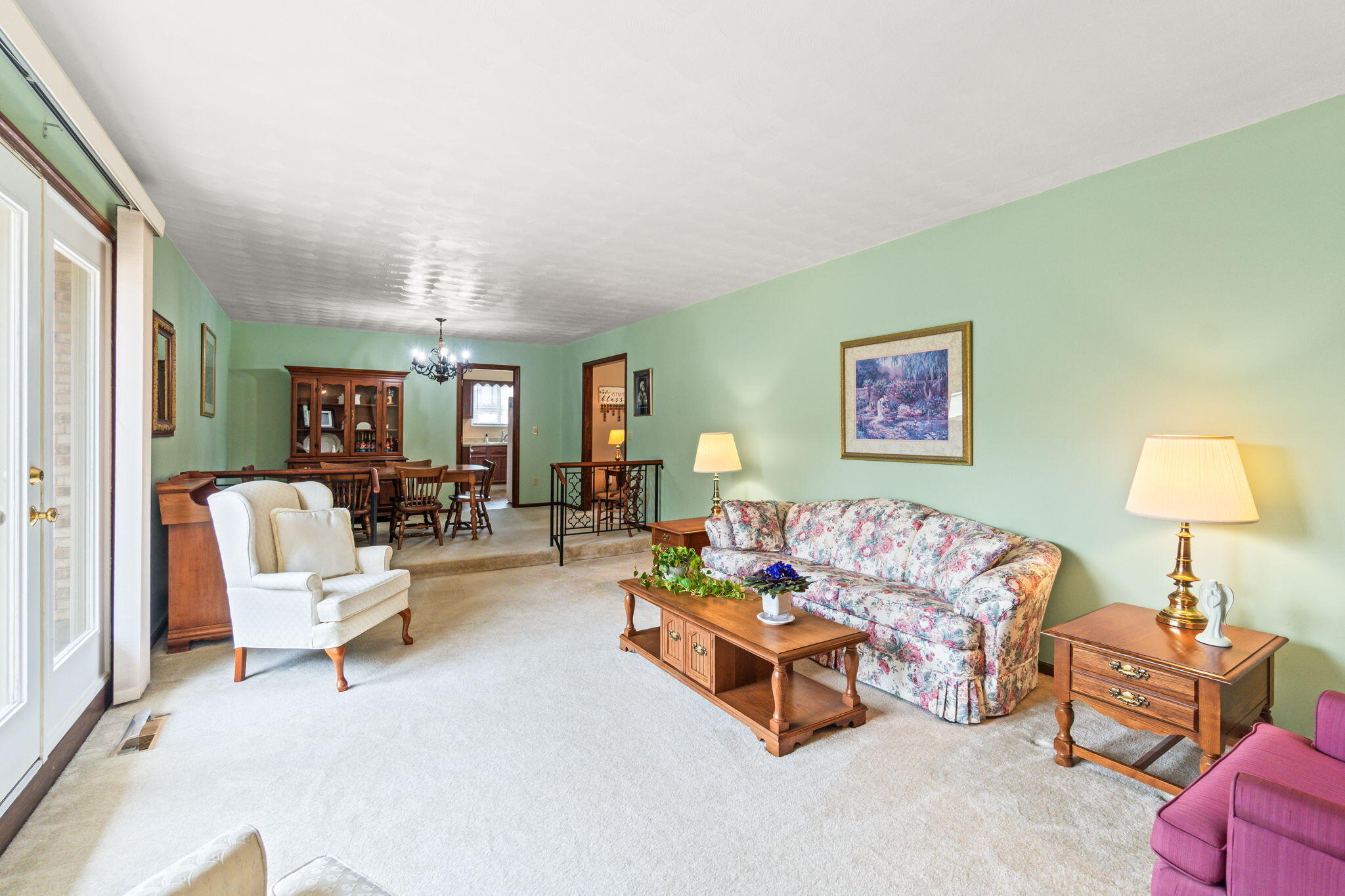 845 Burnside Drive Property Photo 11