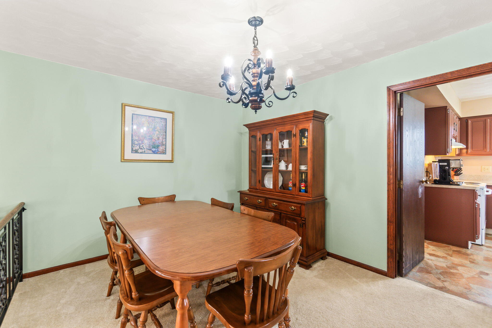 845 Burnside Drive Property Photo 12