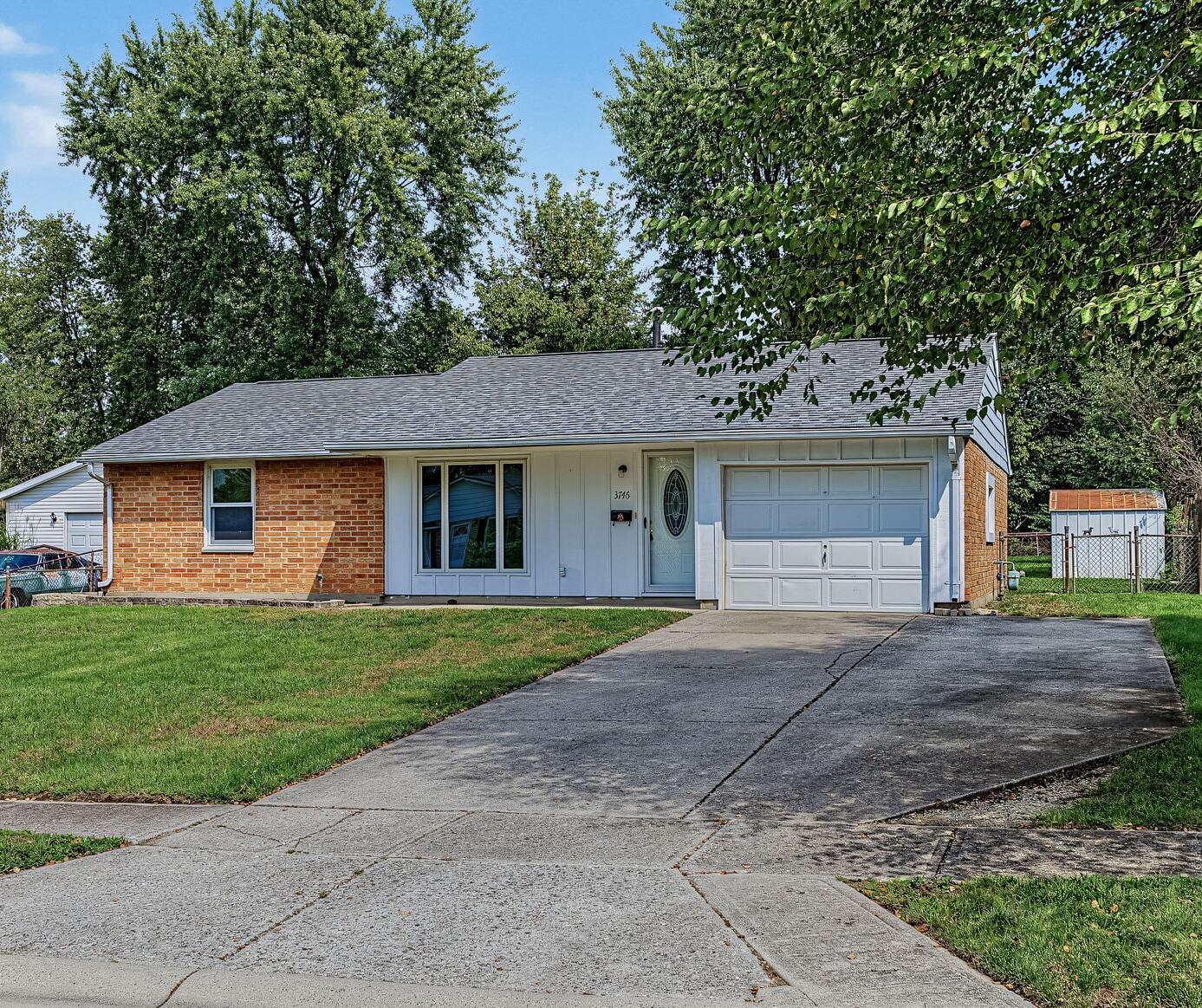 3746 Marion Drive Property Photo 2