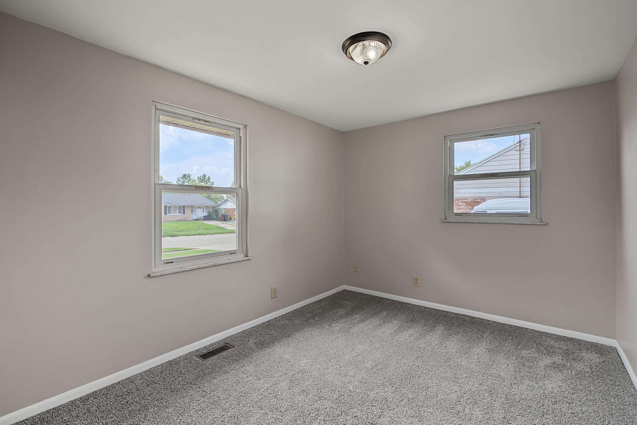 3746 Marion Drive Property Photo 22