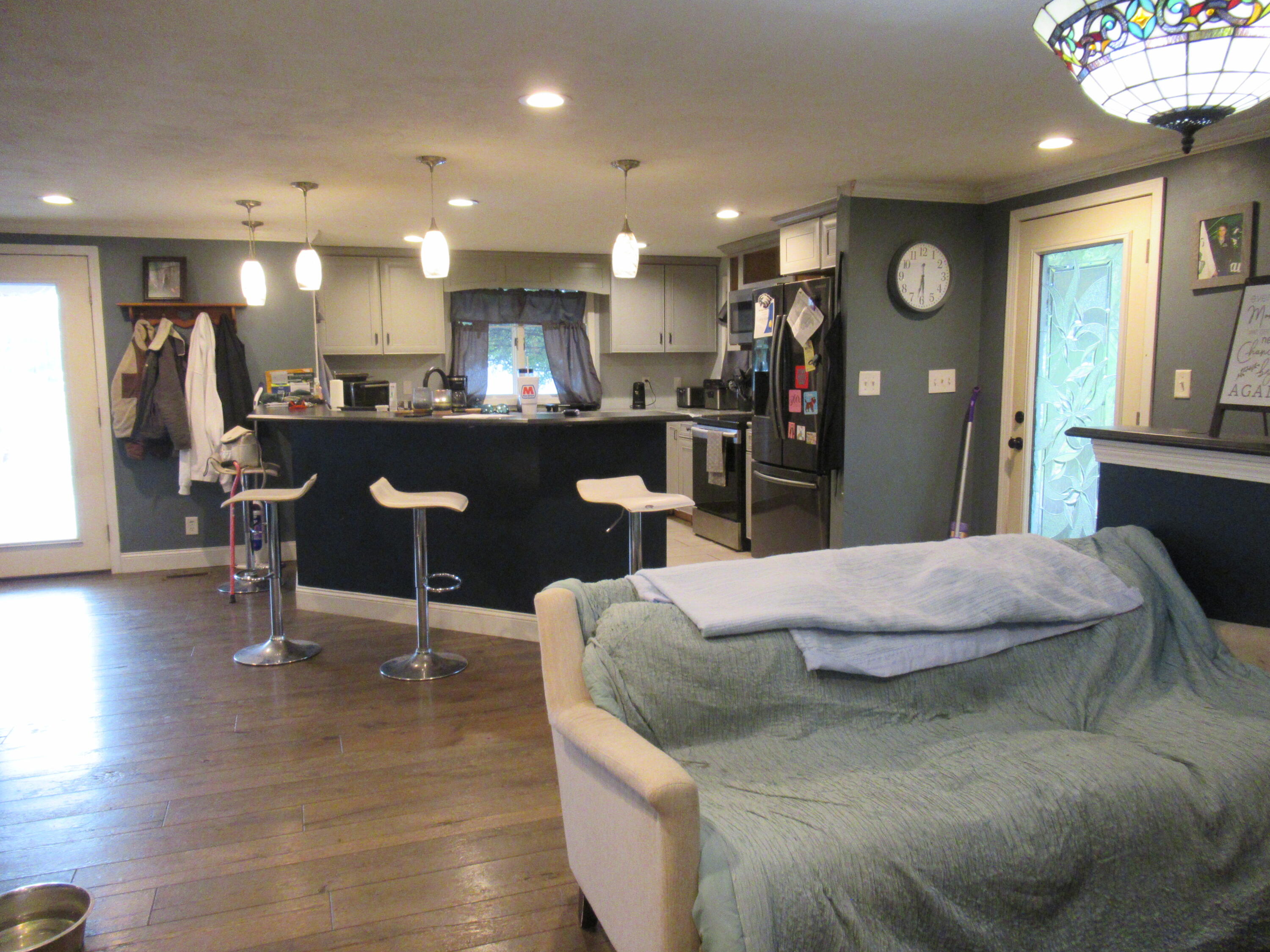101 Clay Street Property Photo 9