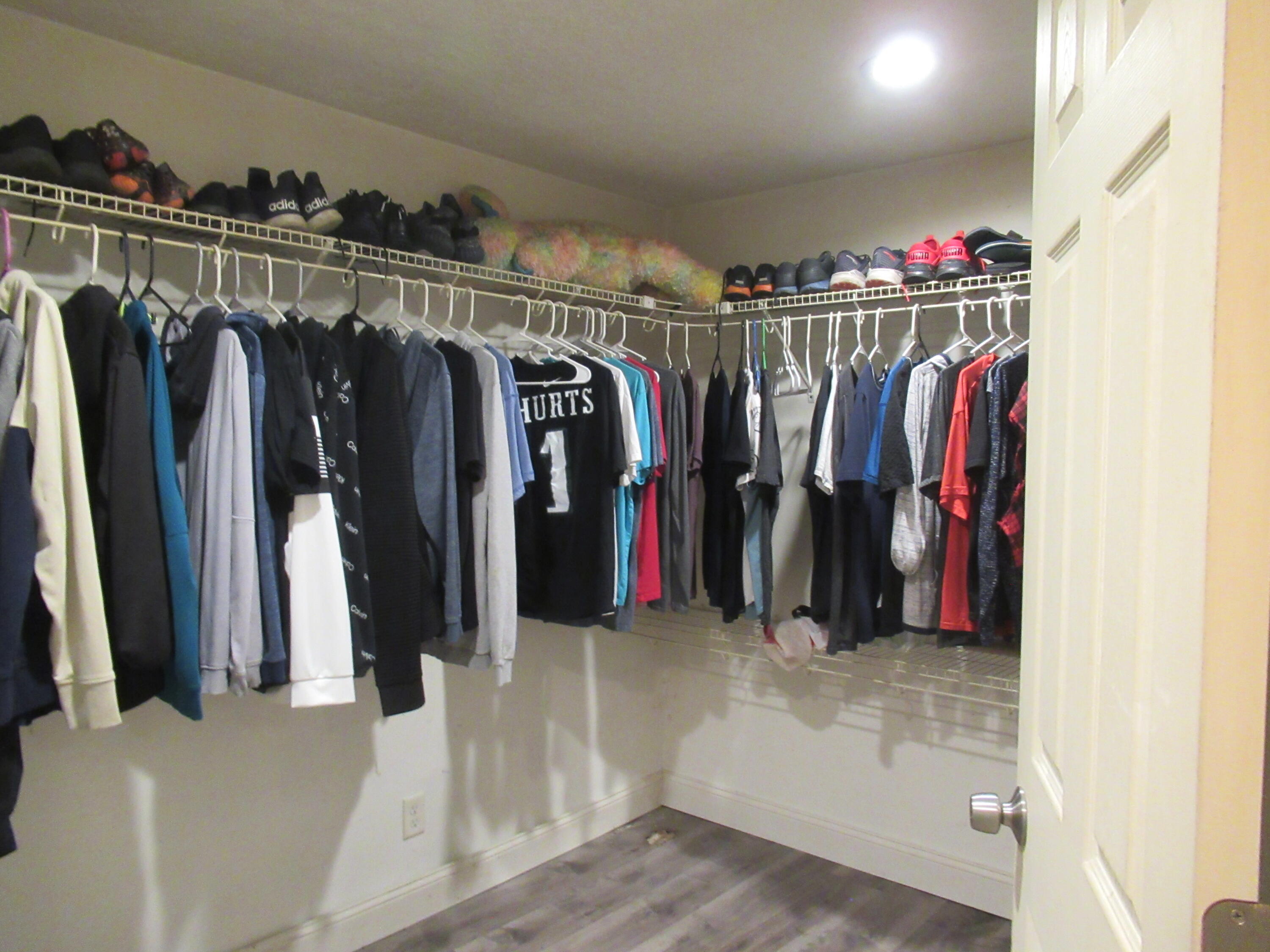 101 Clay Street Property Photo 22