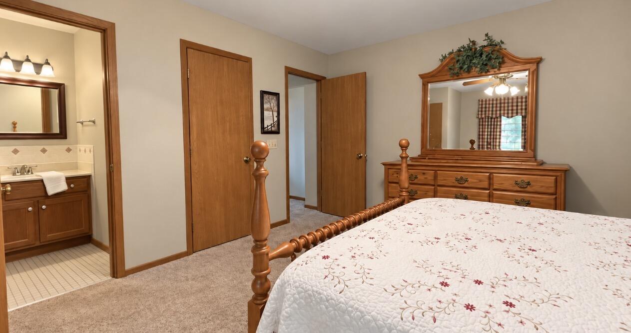 3060 E Brixton Drive Property Photo 15