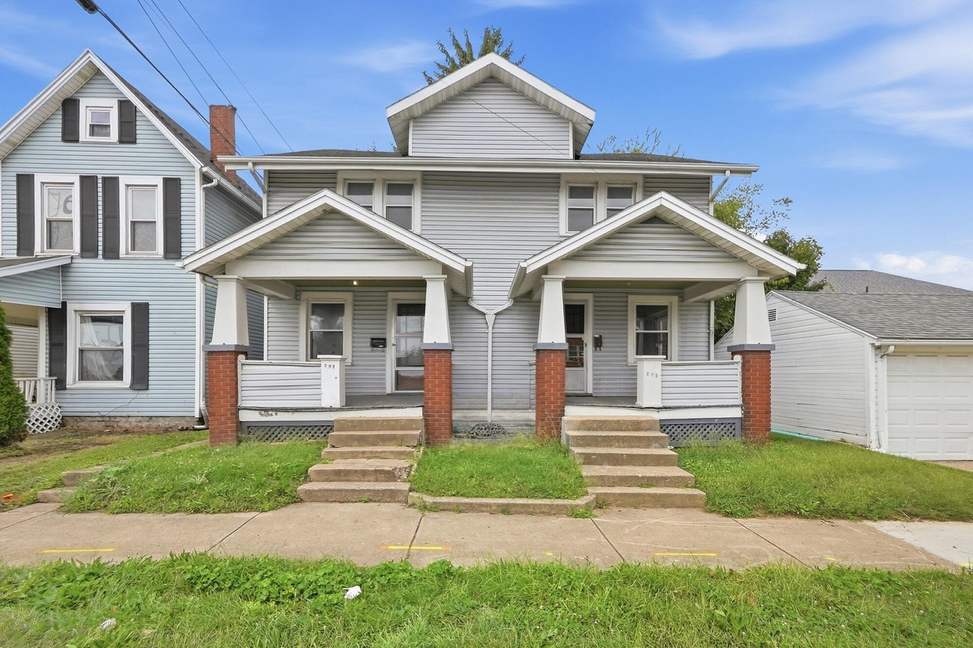 207-209 N Bechtle Avenue
