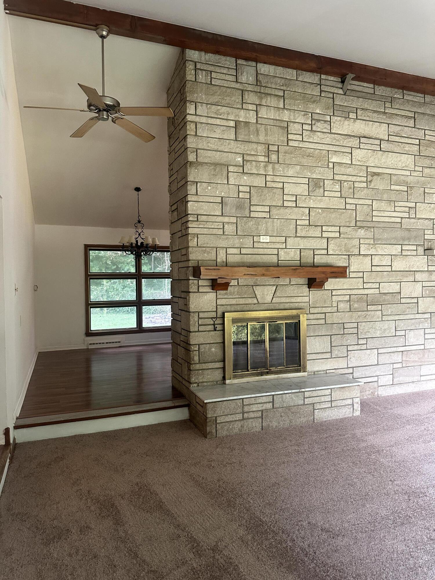 2750 Redwood Drive Property Photo 9