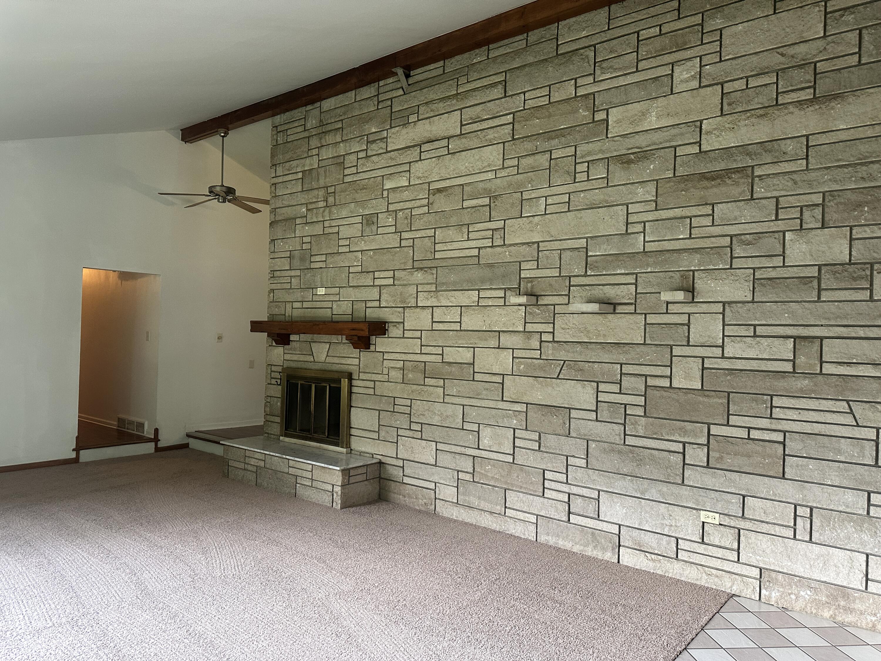 2750 Redwood Drive Property Photo 11
