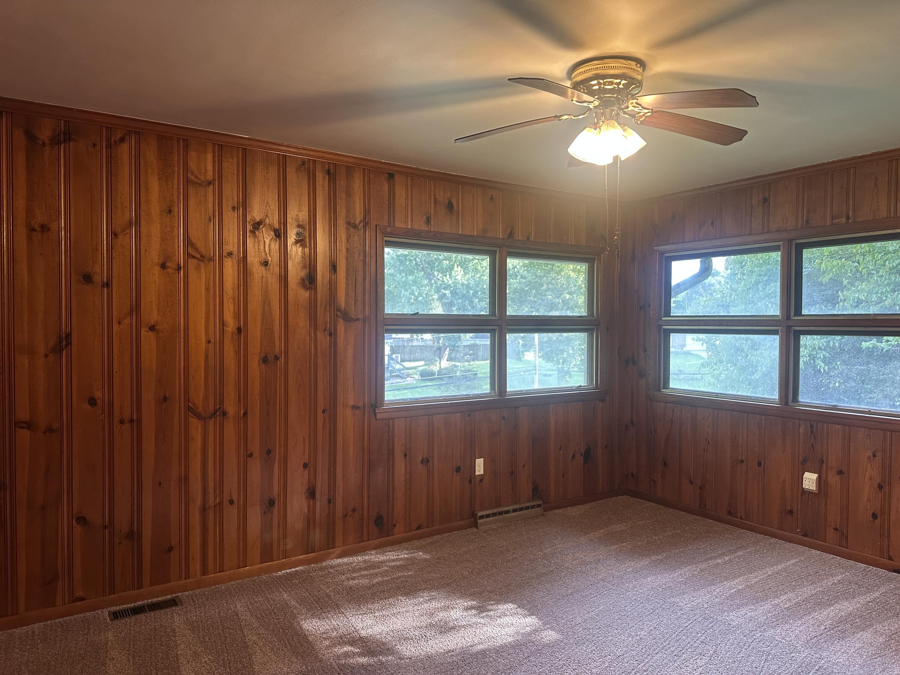 2750 Redwood Drive Property Photo 14