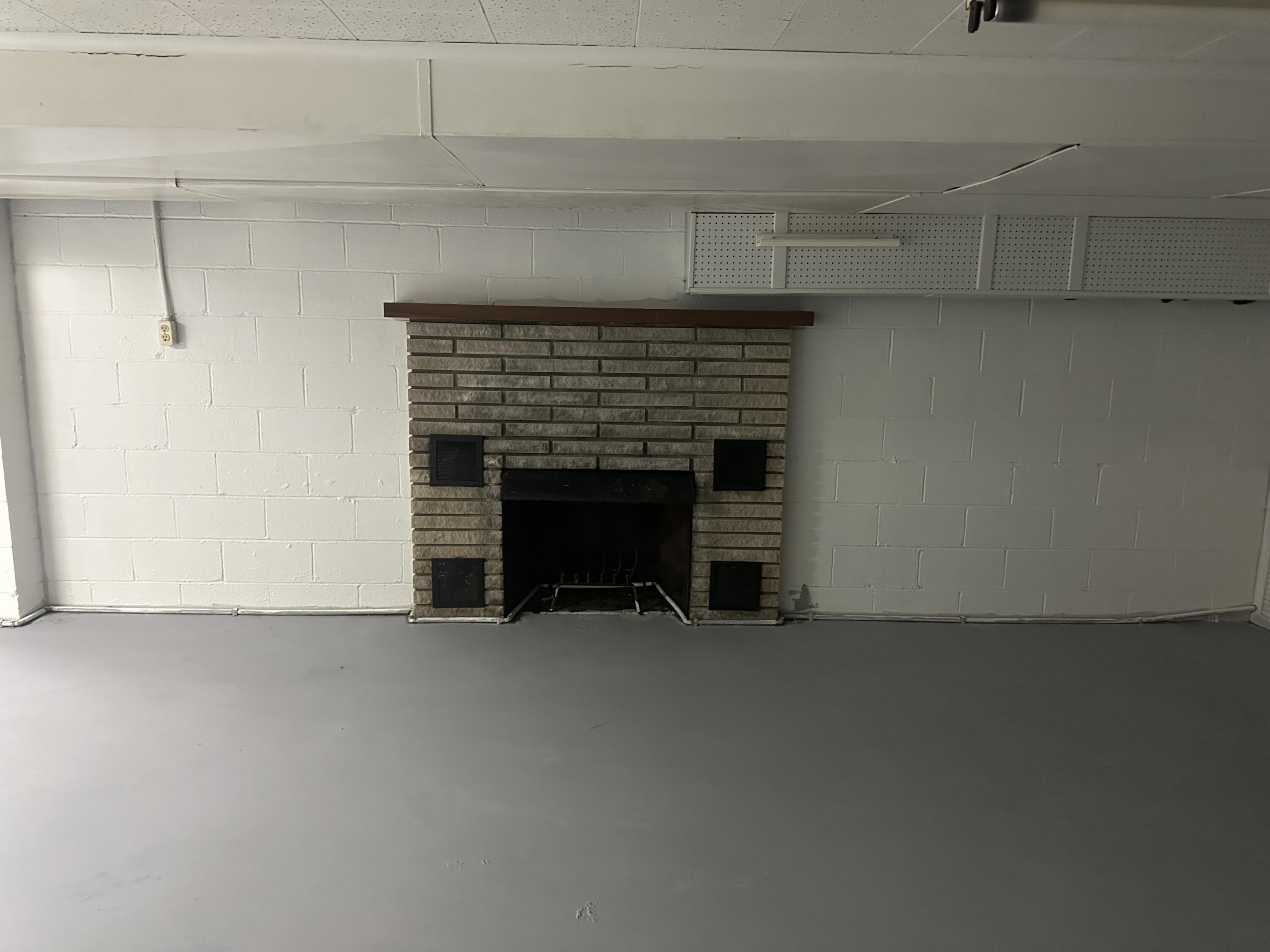 2750 Redwood Drive Property Photo 29