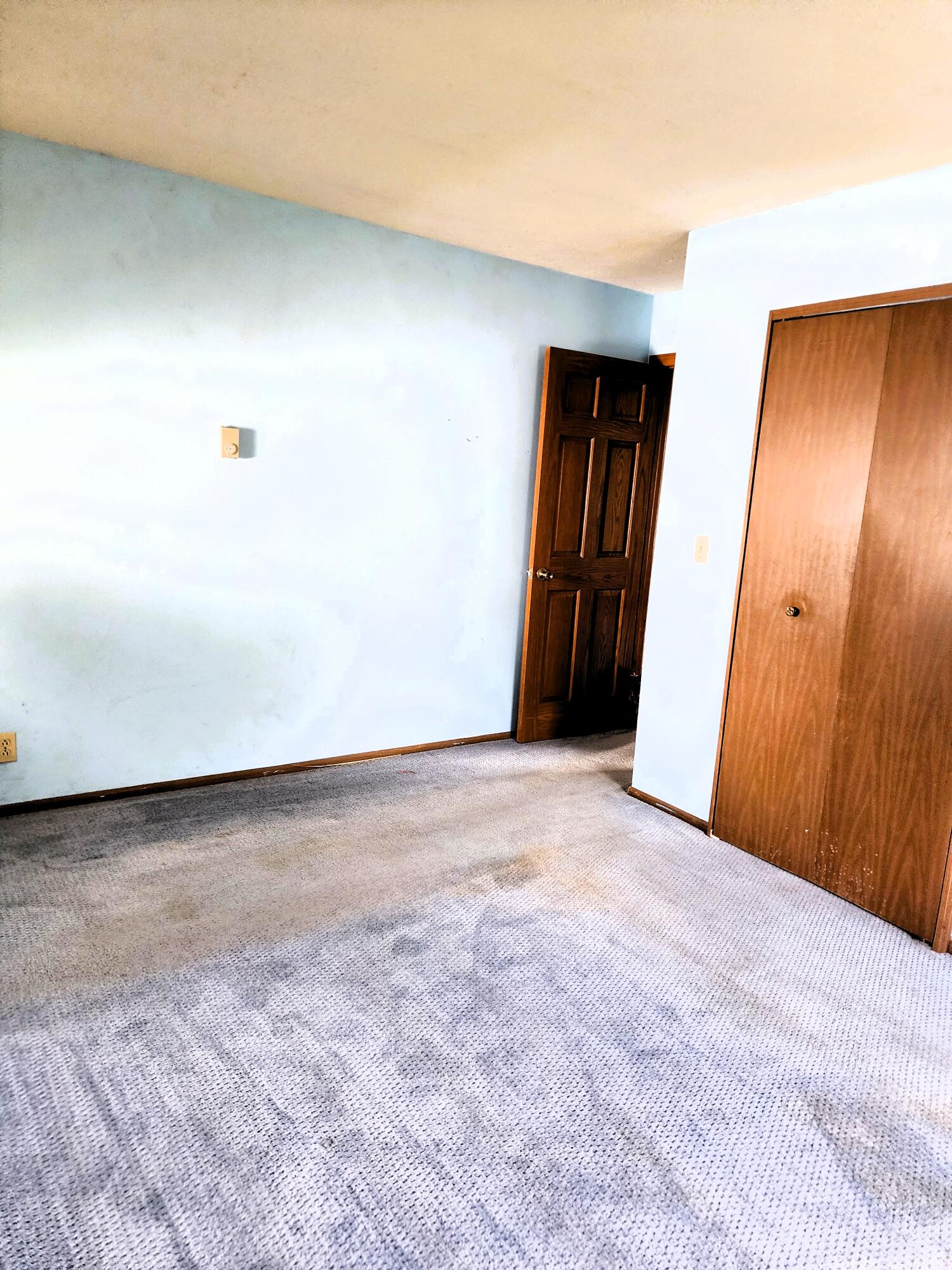 642 E 3rd Street Property Photo 15