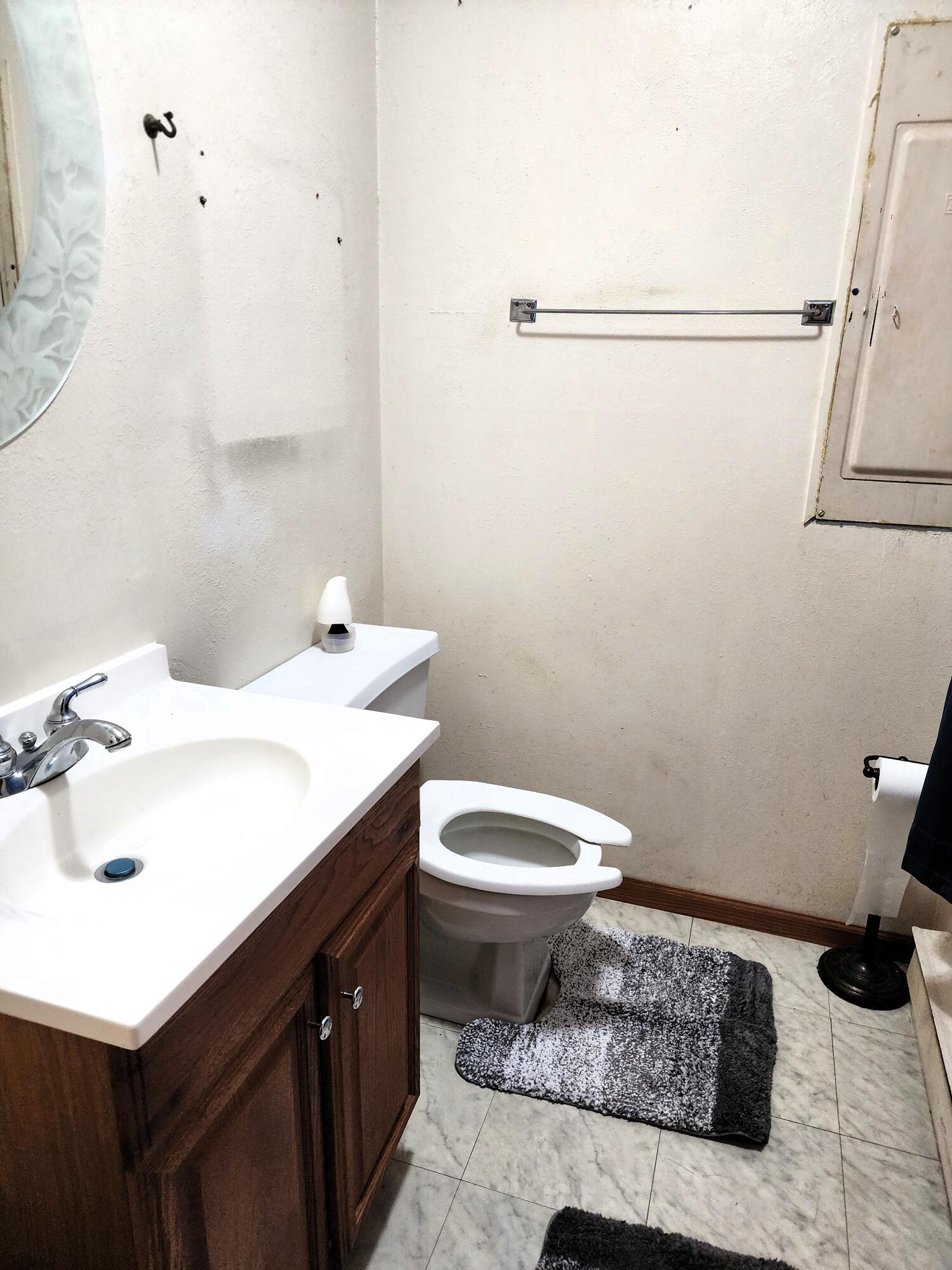 642 E 3rd Street Property Photo 18