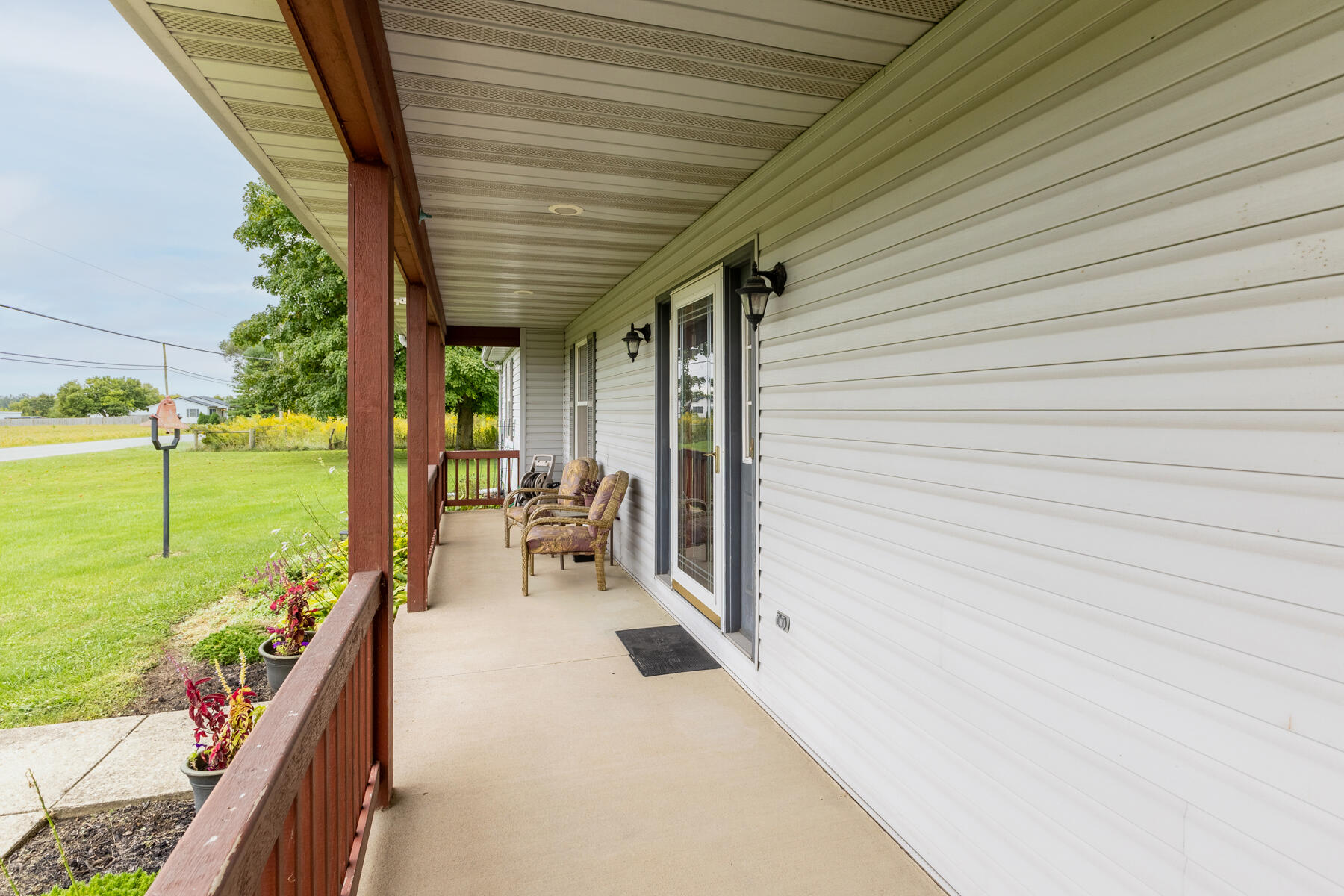 5373 Upper Valley Pike Property Photo 5