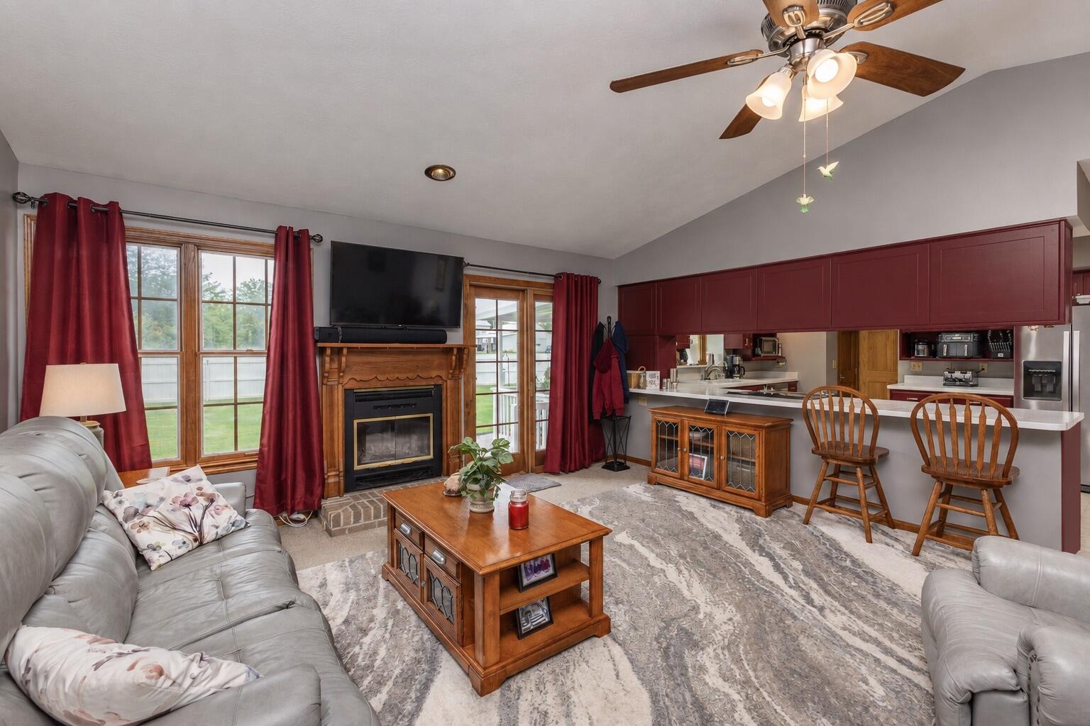 5373 Upper Valley Pike Property Photo 7