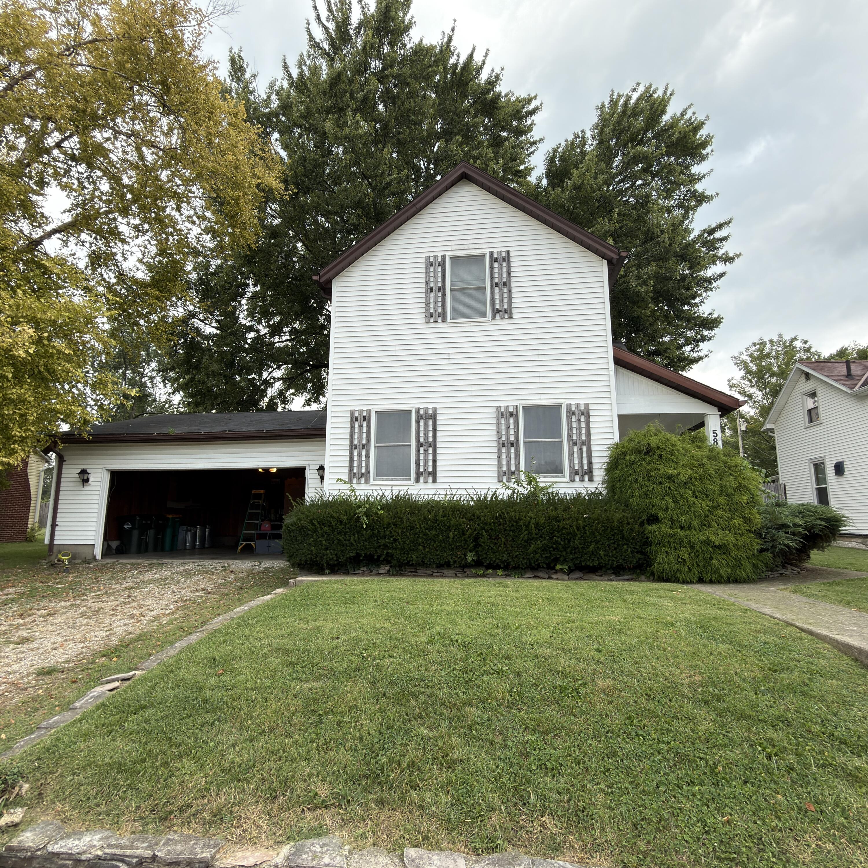 580 E Ward Street Property Photo 1