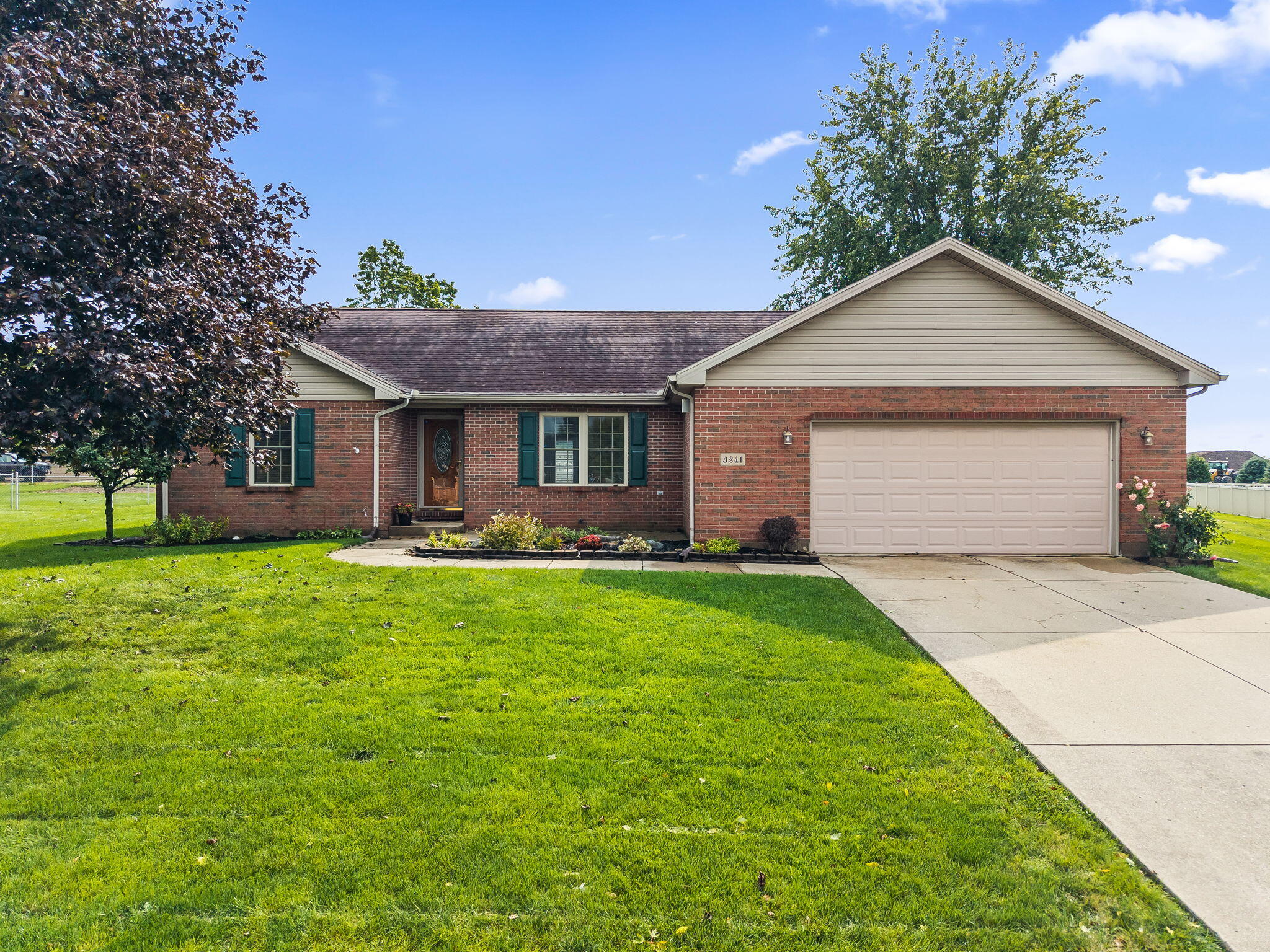3241 Sioux Drive Property Photo 1