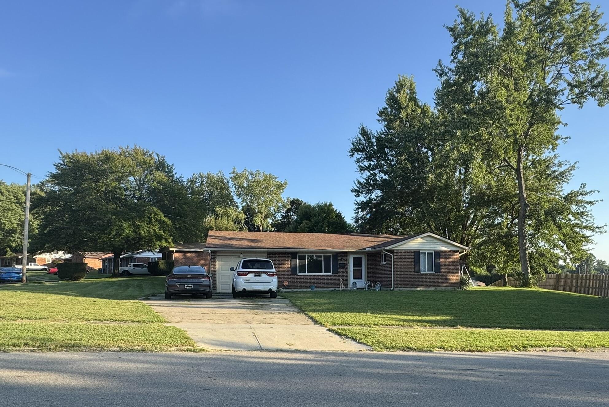 1305 Saratoga Drive Property Photo 1