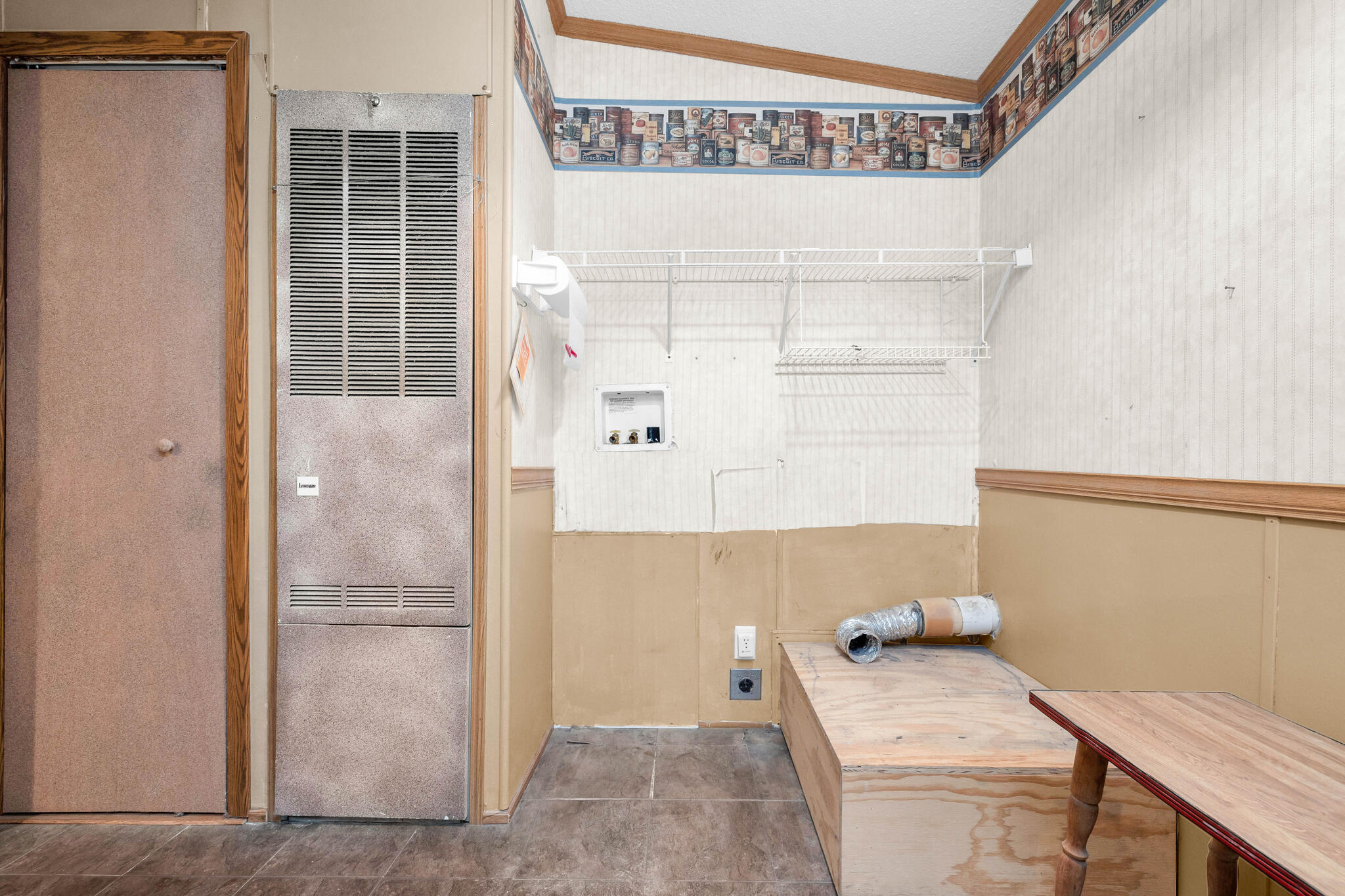 8712 County Road 11 Property Photo 46