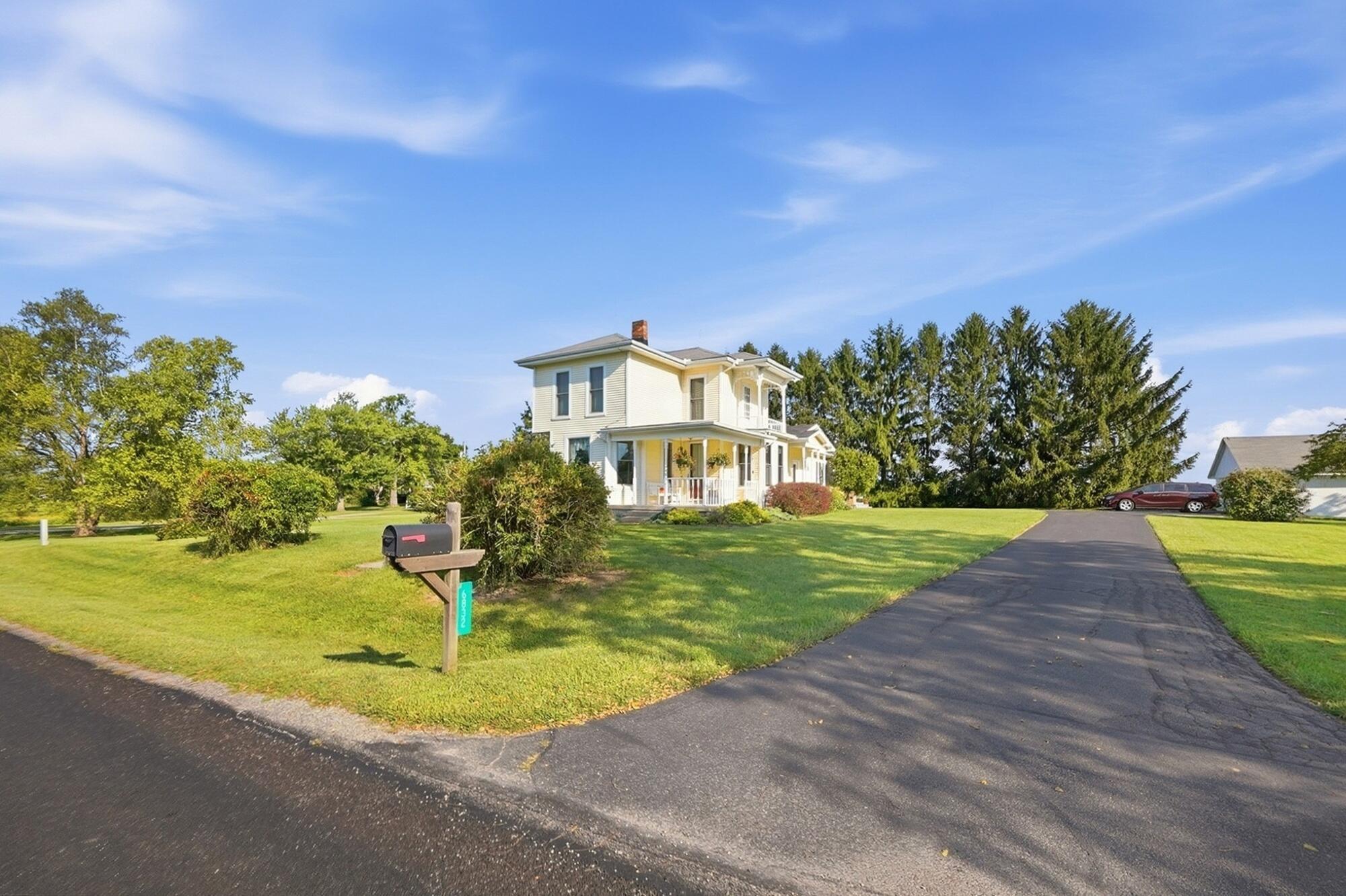 6832 Detrick Jordan Pike Property Photo 1