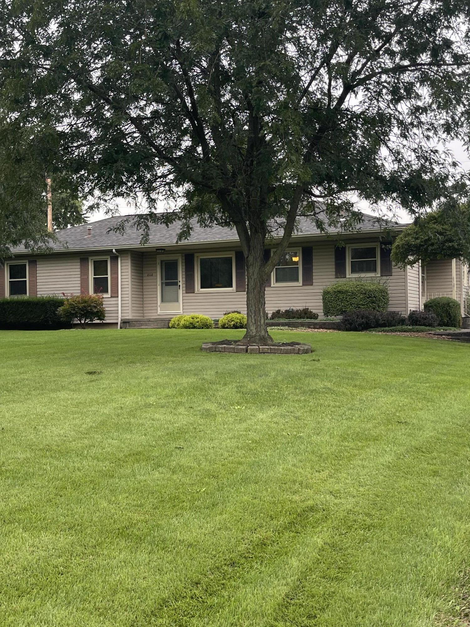808 Kelley Drive Property Photo 1