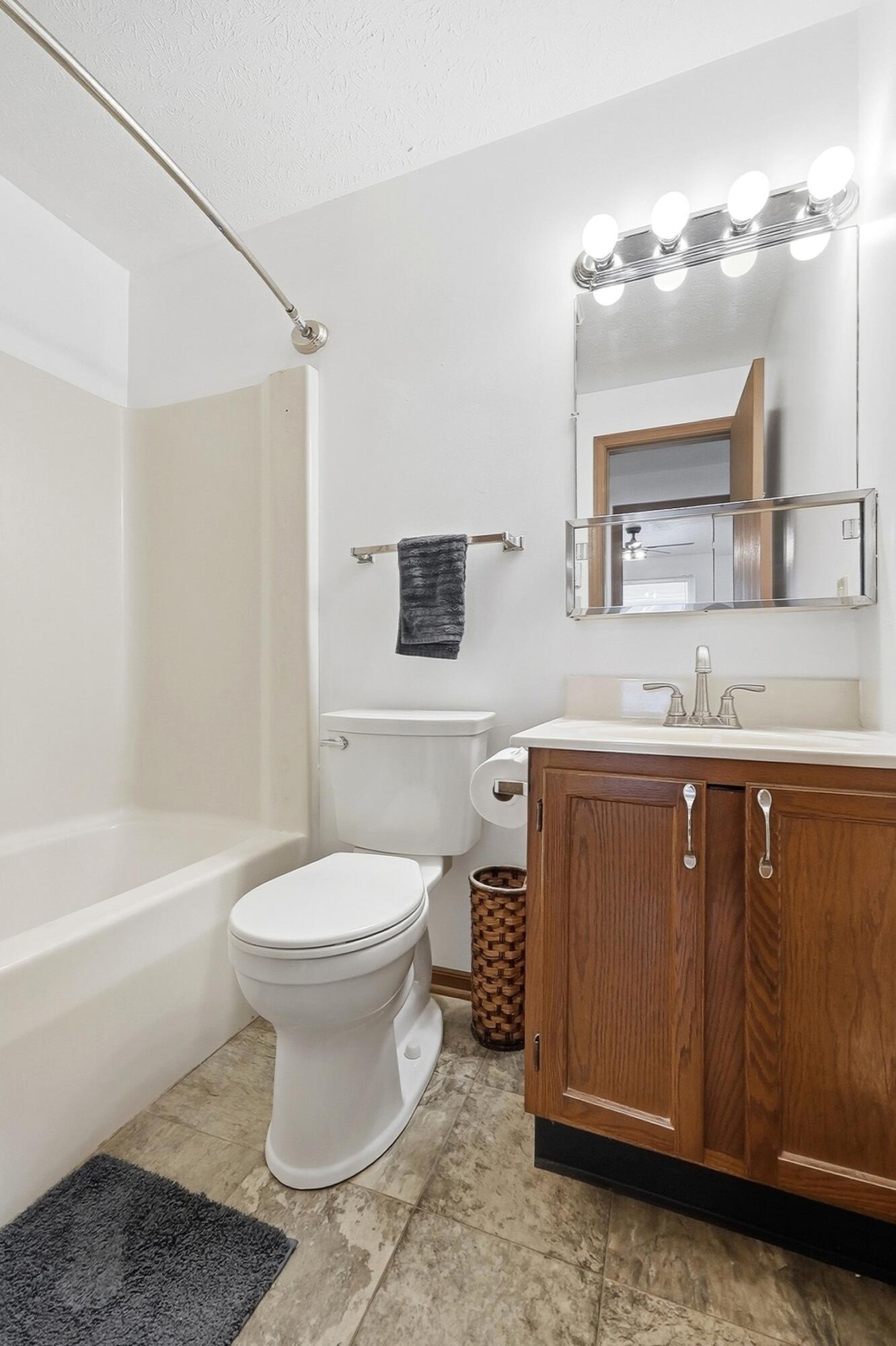 1035 Cheyenne Avenue Property Photo 11