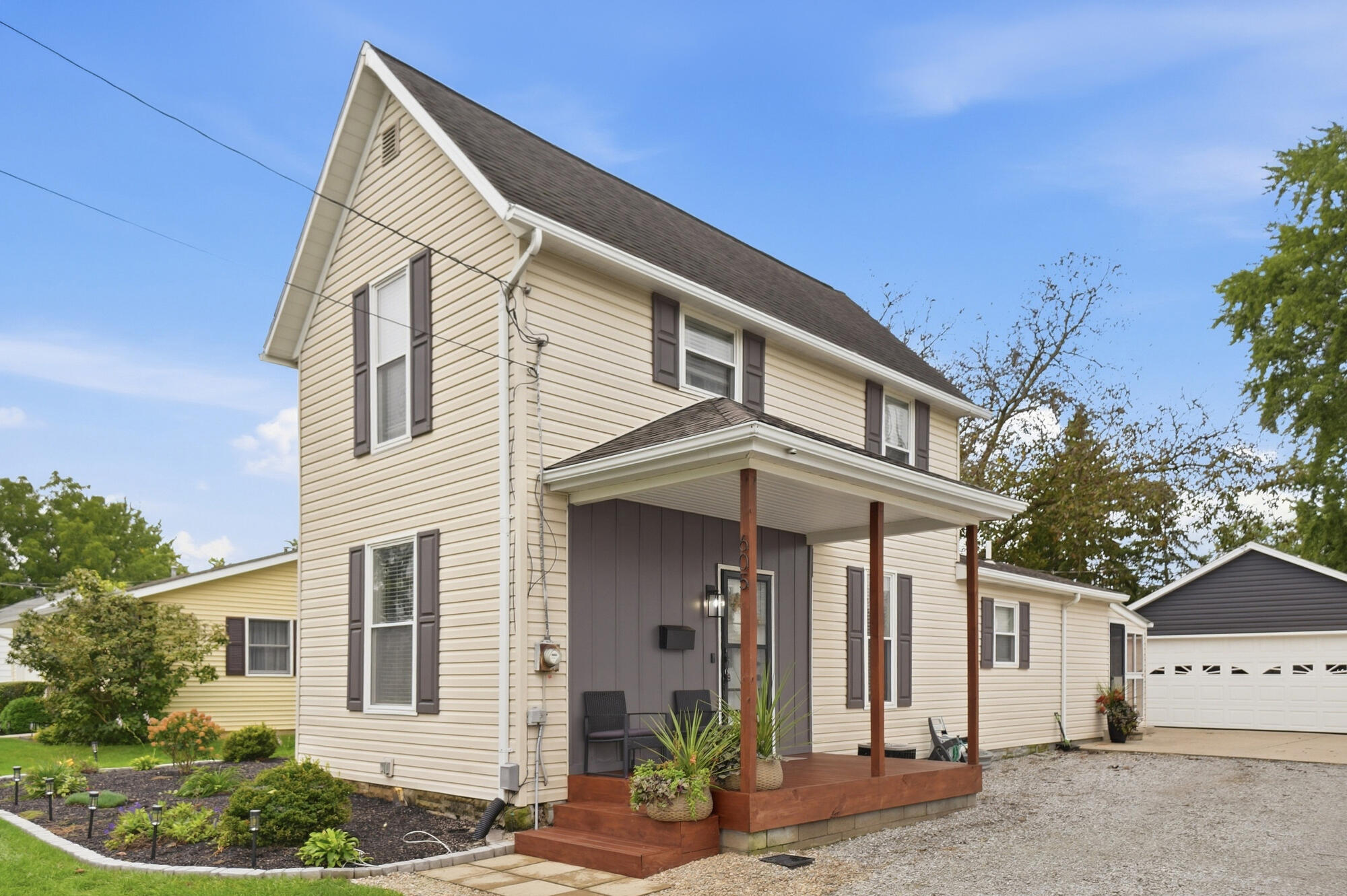 605 Dearbaugh Avenue