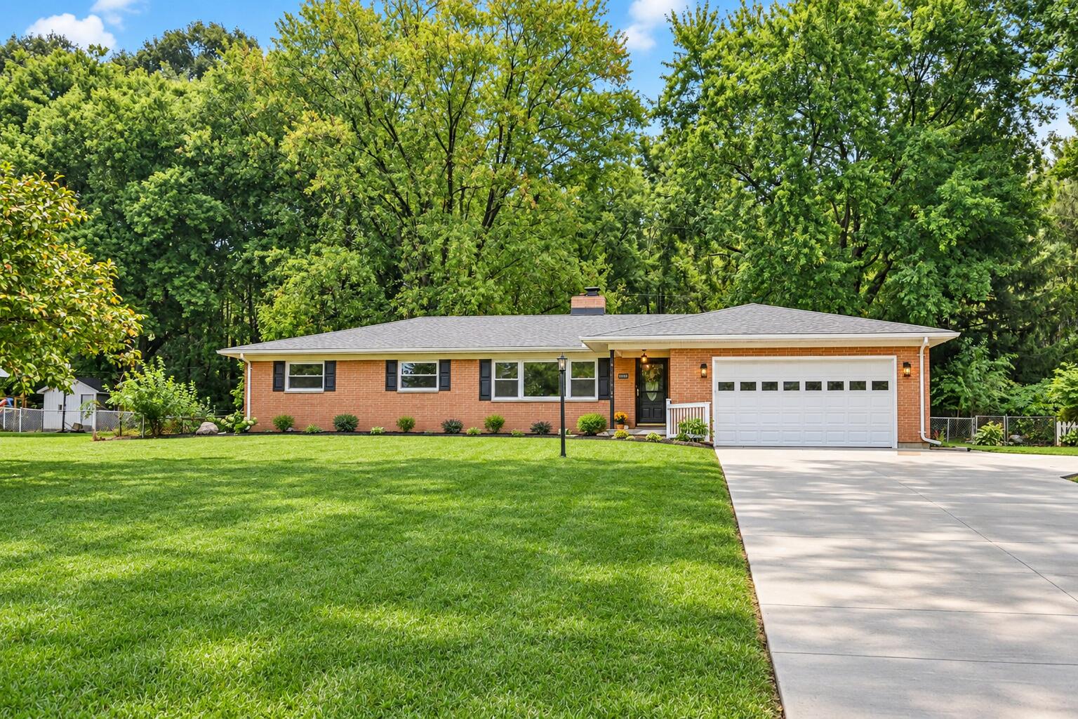 3400 Cambridge Drive Property Photo 1