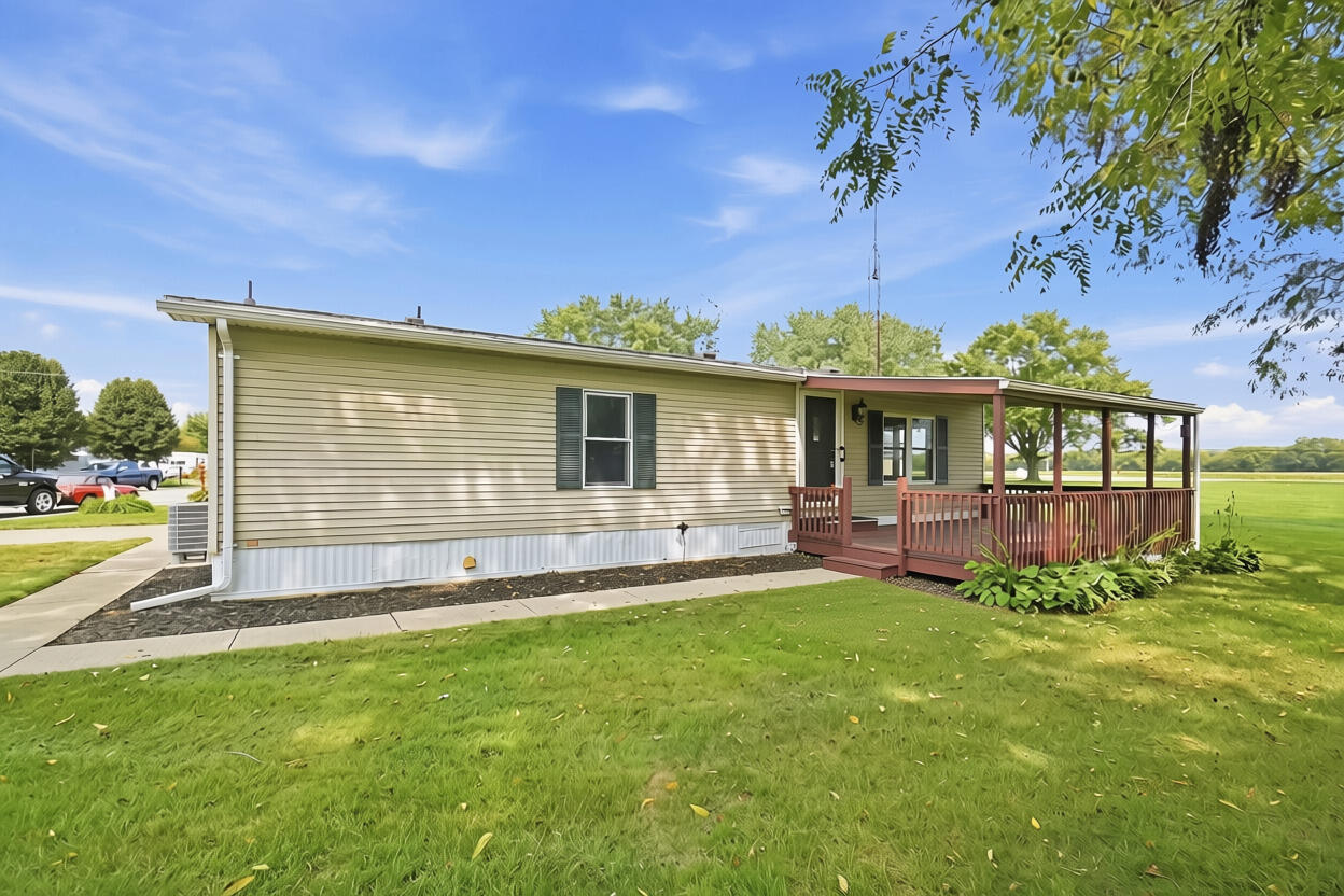 400 North Drive Property Photo 1