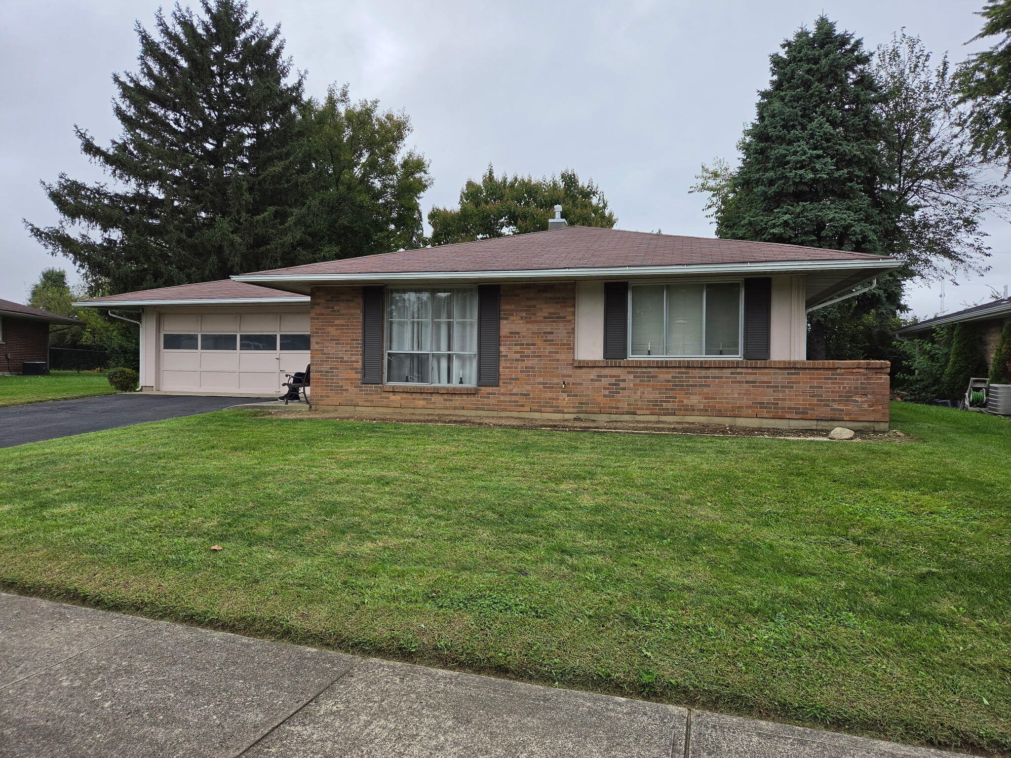 1611 Henley Road Property Photo 1