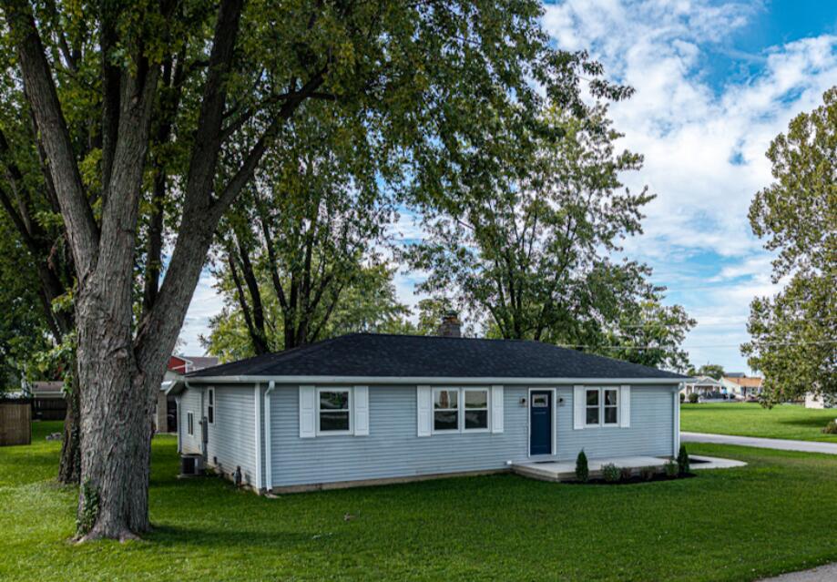 5250 Grove Drive Property Photo 1