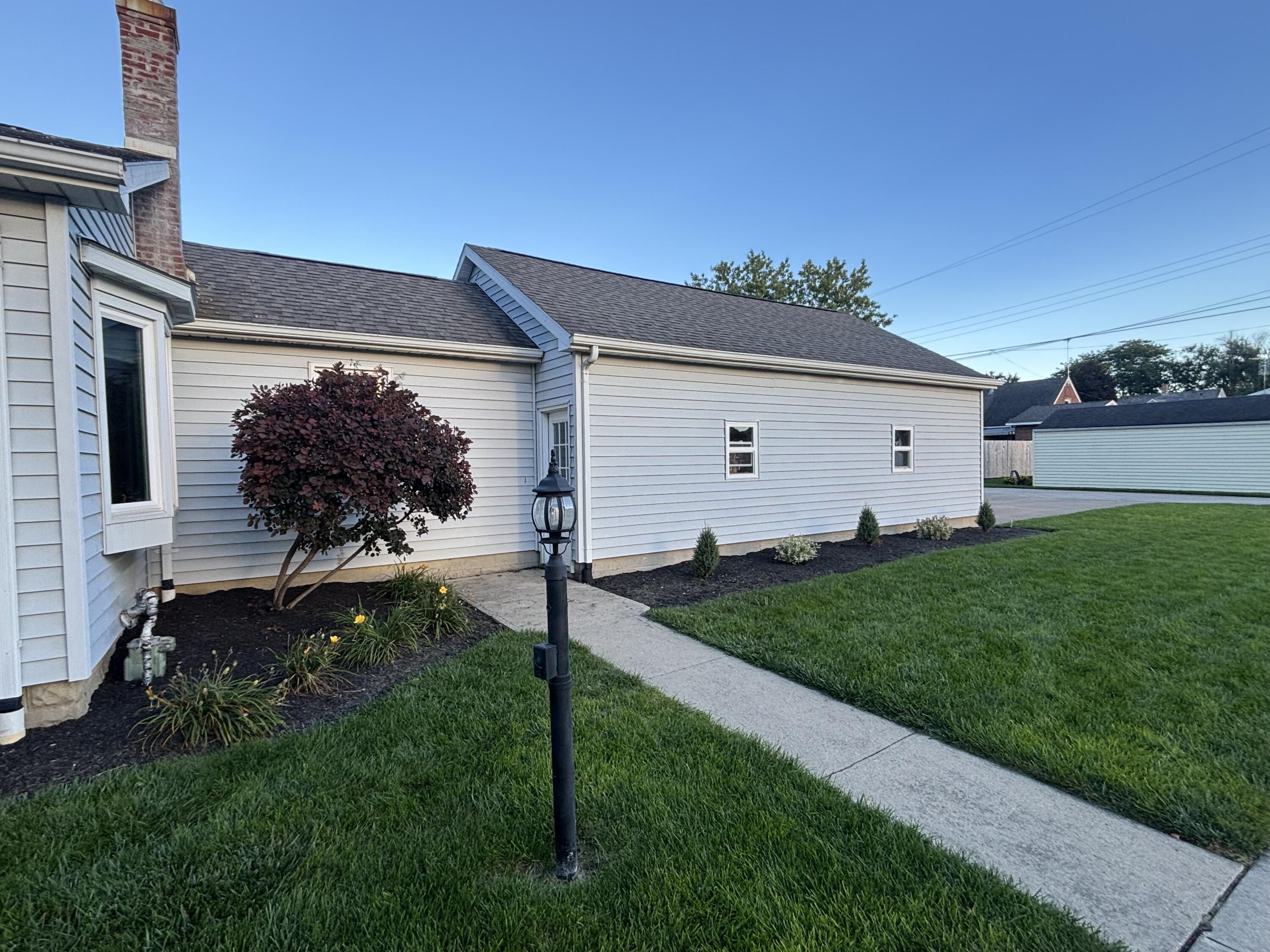 303 E South Street Property Photo 5