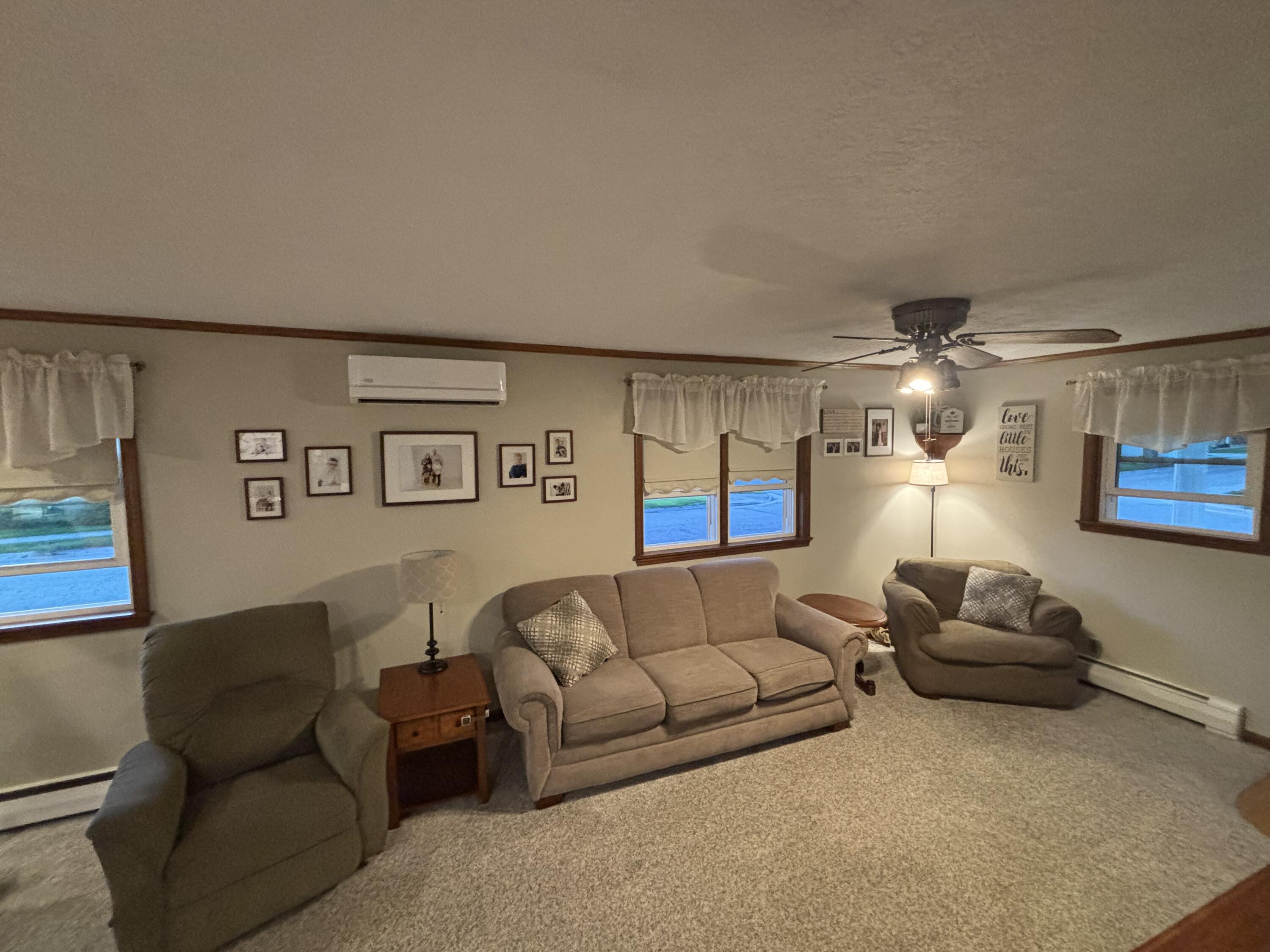 303 E South Street Property Photo 13