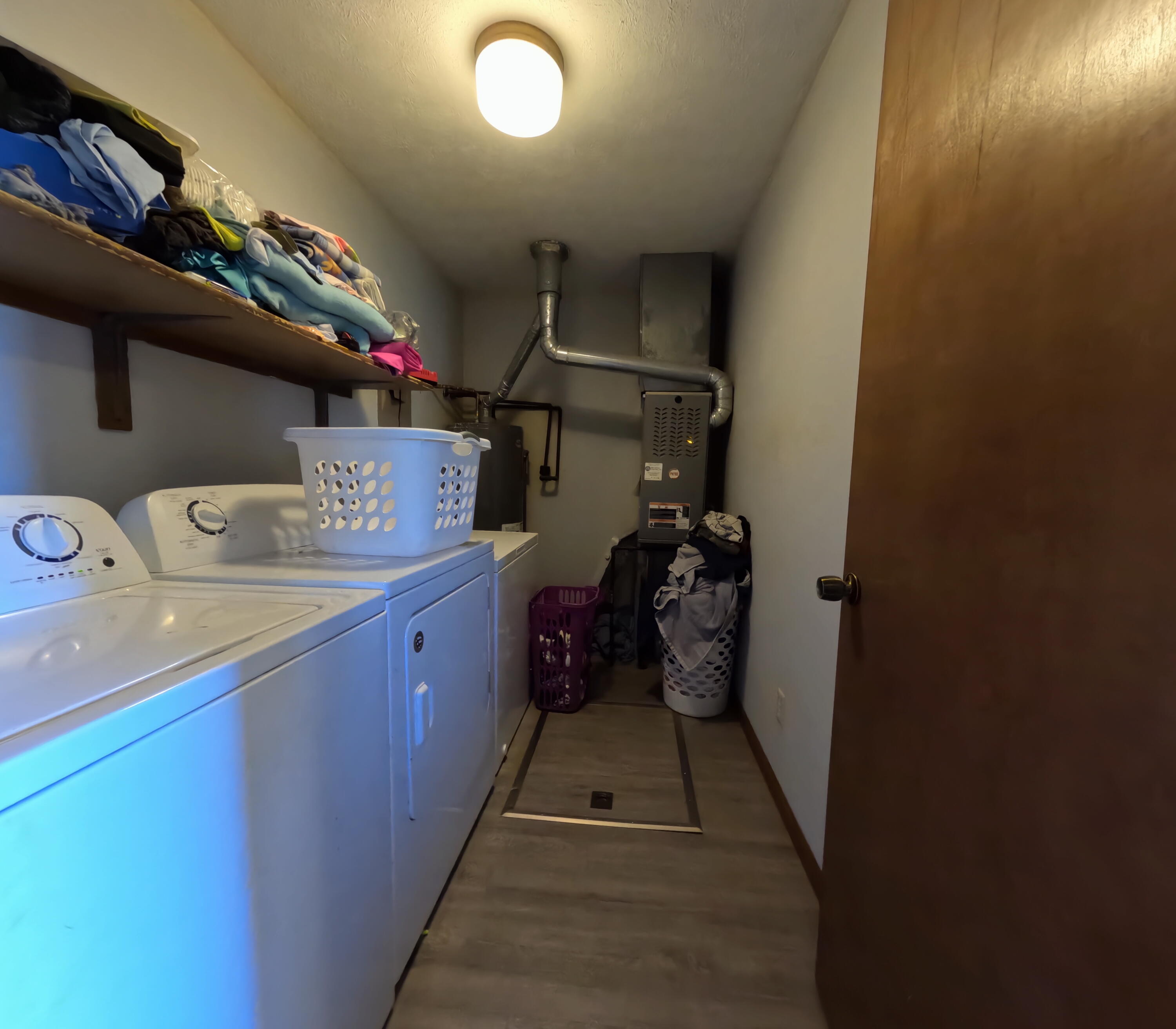 198-200 N Fork Drive Property Photo 34