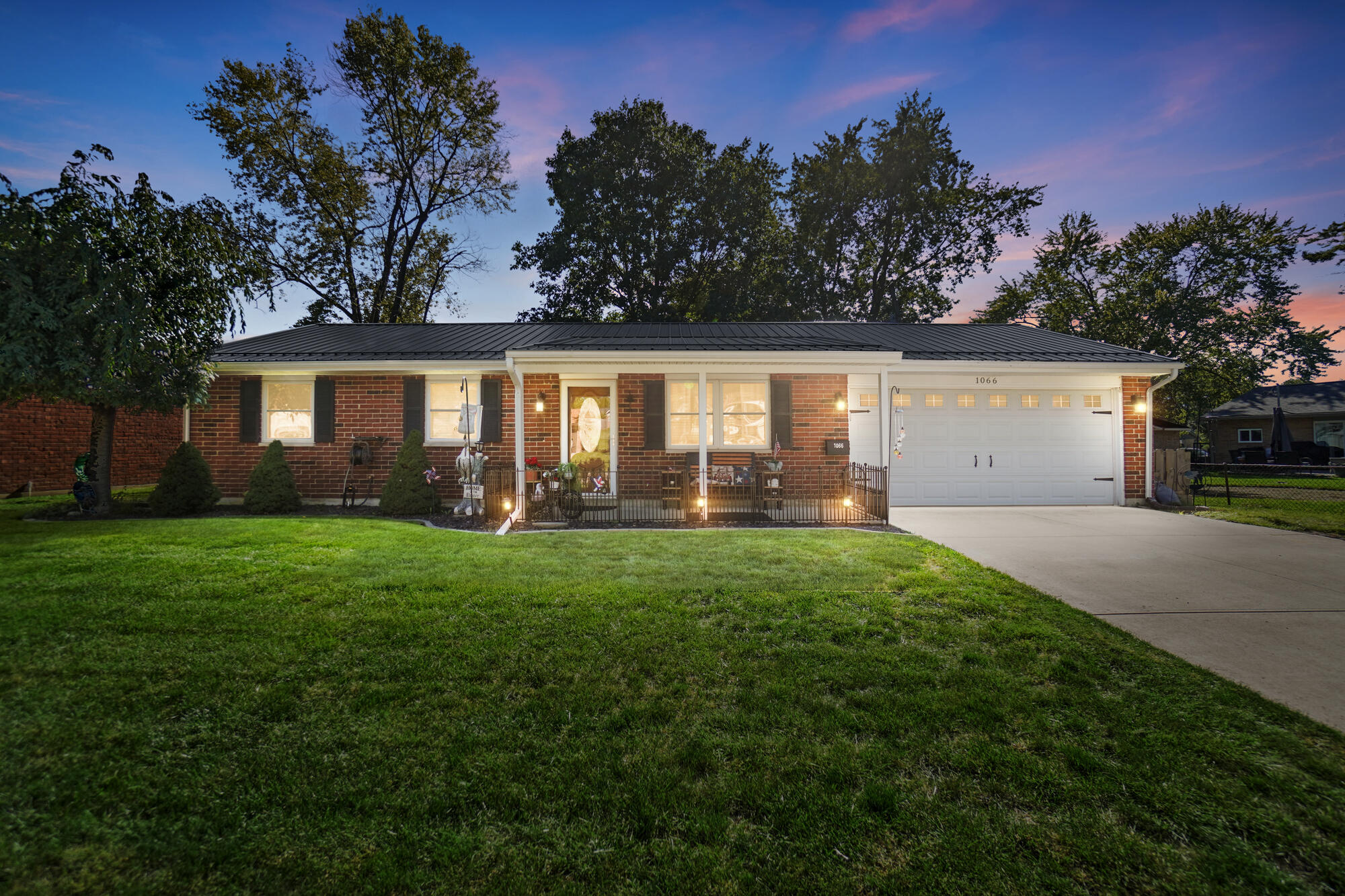 1066 Stonyridge Avenue