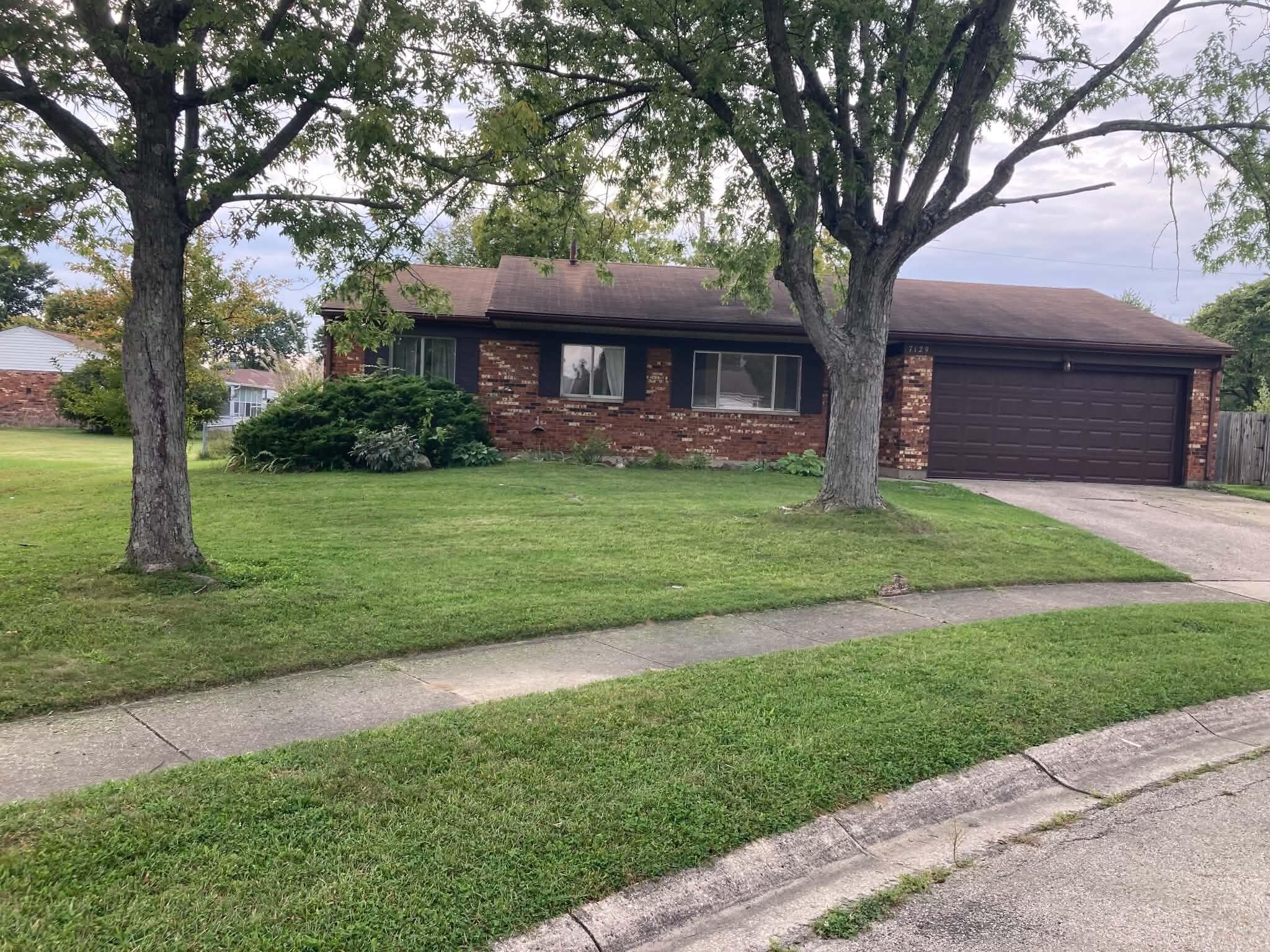 7129 Cayuga Court Property Photo 1