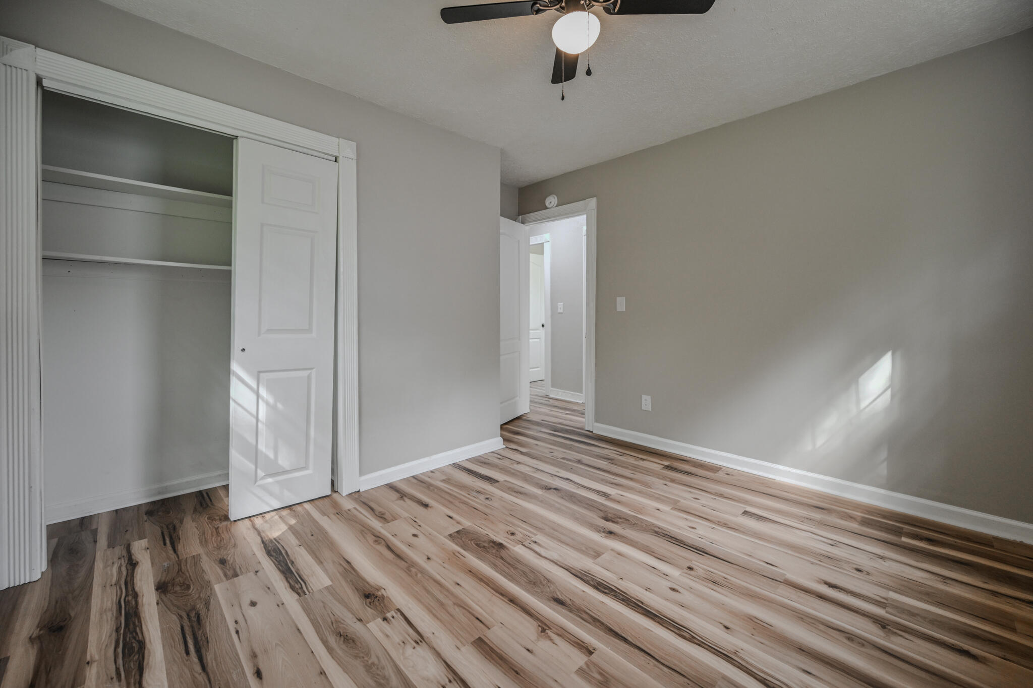 1055 Heard Avenue Property Photo 13