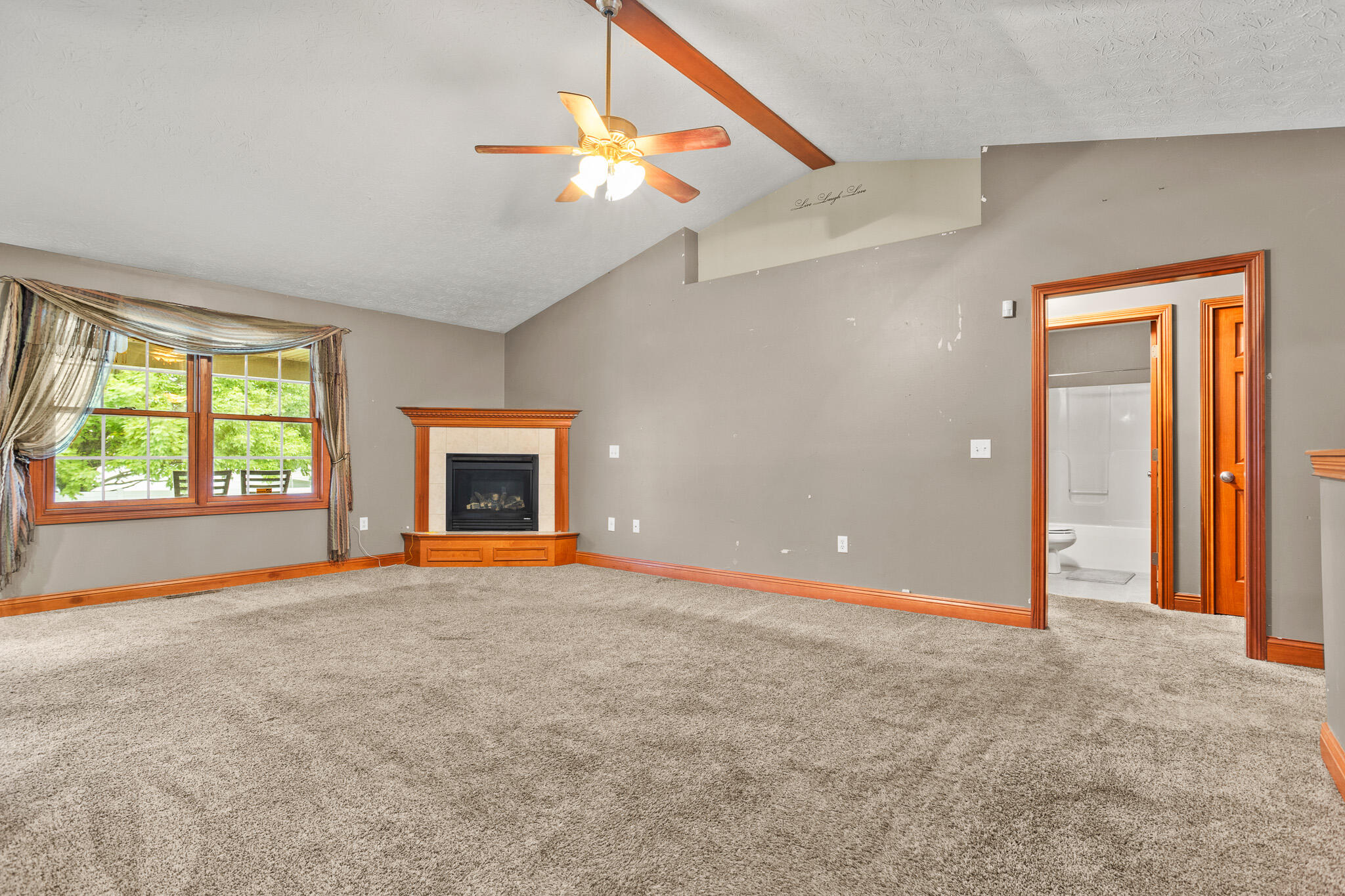 1111 Arbor Lane Property Photo 6