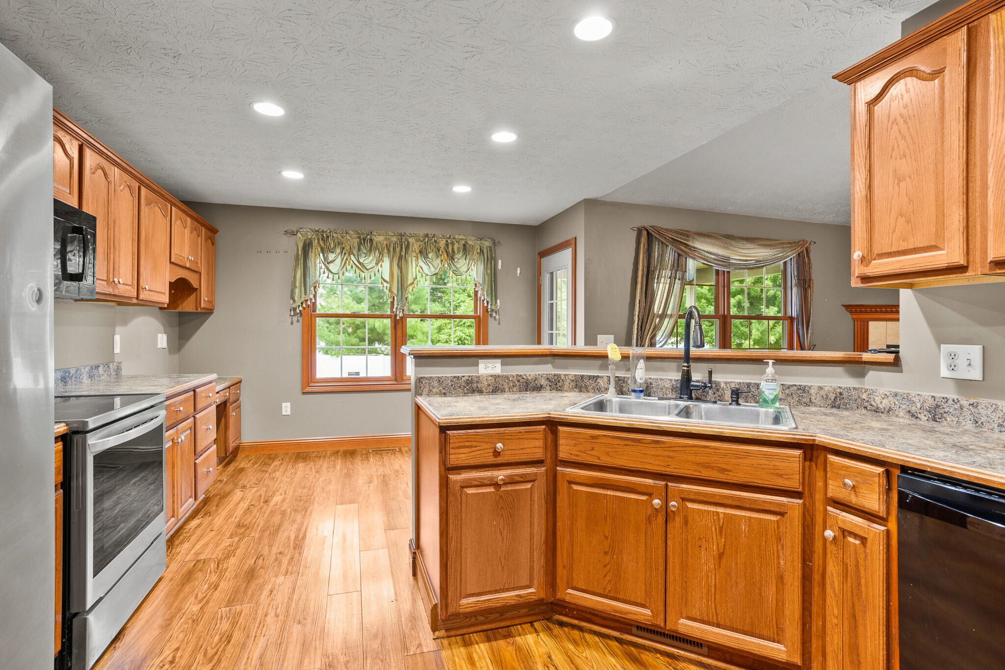 1111 Arbor Lane Property Photo 15