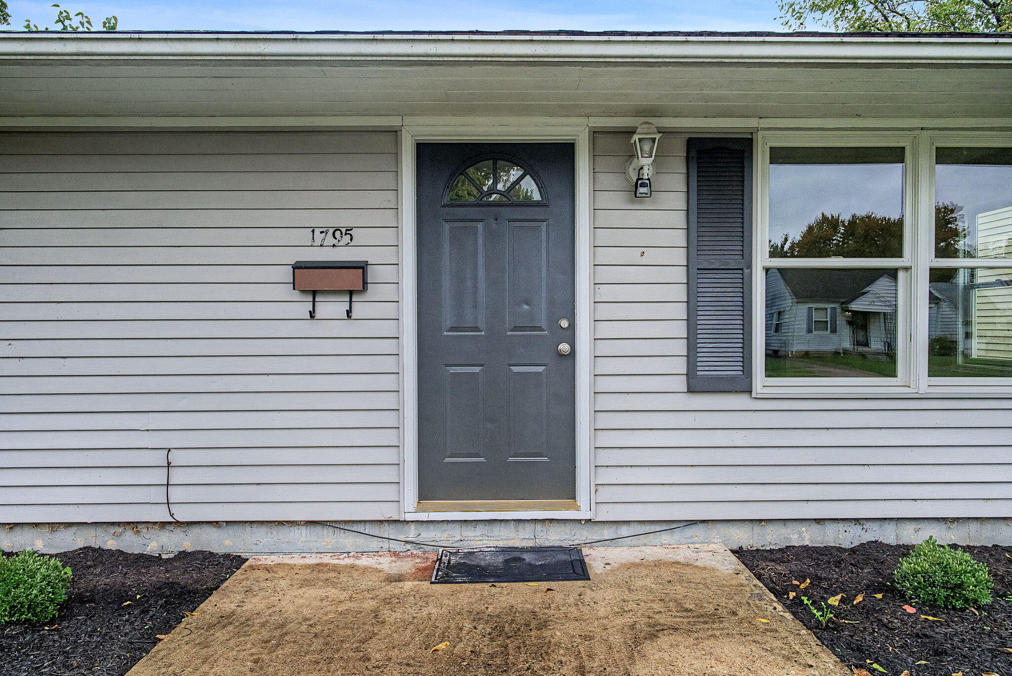 1795 Broadway Street Property Photo 4