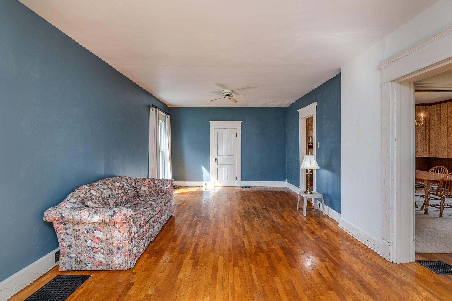 524 Wayne Avenue Property Photo 5