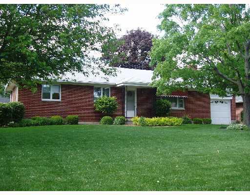 1326 Maplewood Drive Property Photo