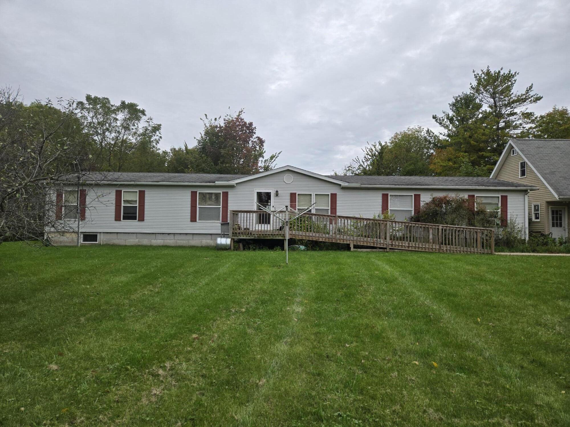 9329 County Road 28 Property Photo 1