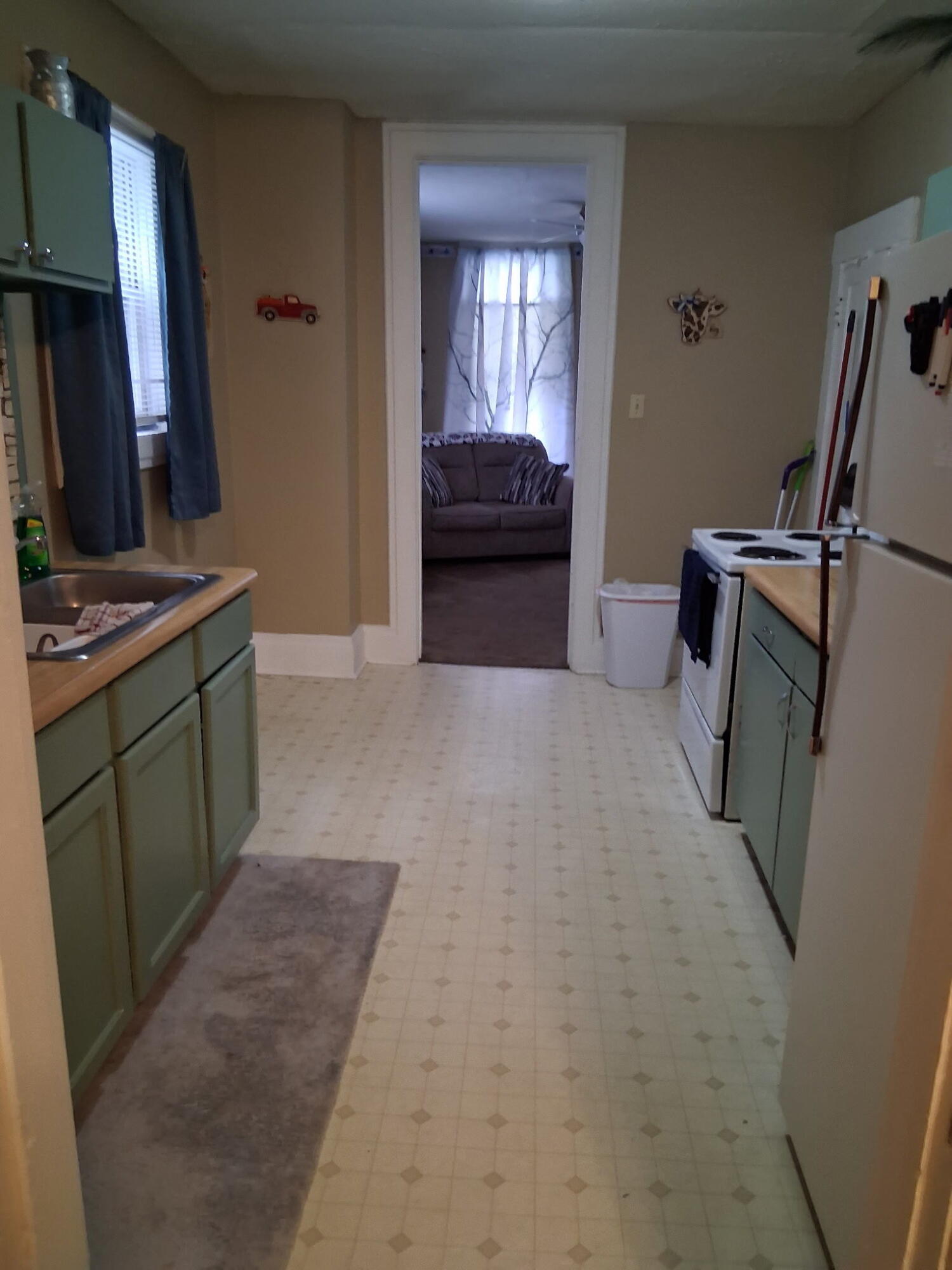 136 Brooklyn Avenue Property Photo 7