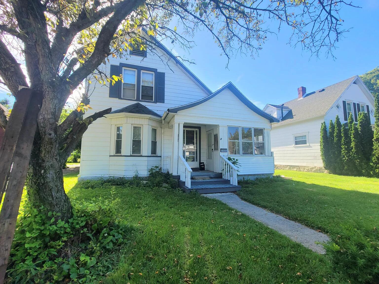 1635 S Center Boulevard Property Photo 1
